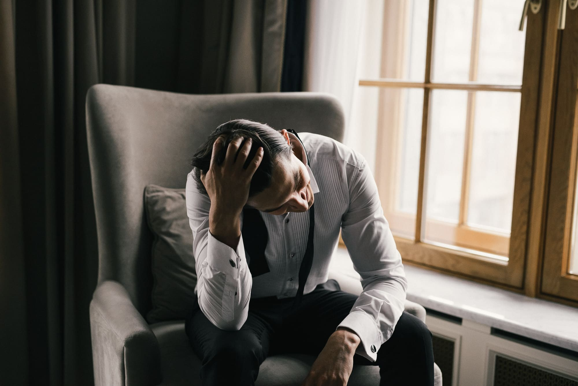 Свадебная фотосессия в Санкт-Петербурге в отеле Wawelberg Hotel