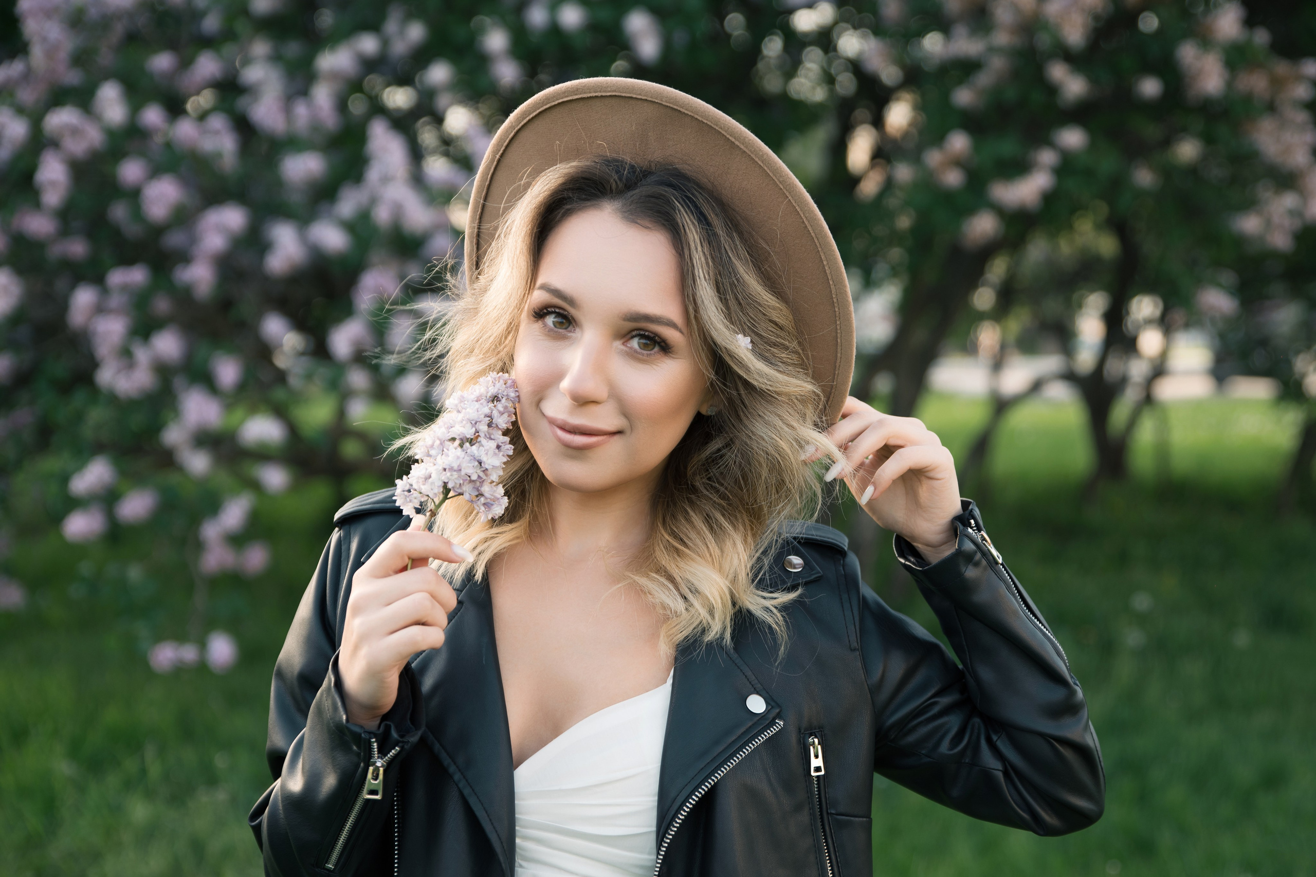 Love story сирень Ульяна и Никита. Саенко Людмила Фотограф из Тулы