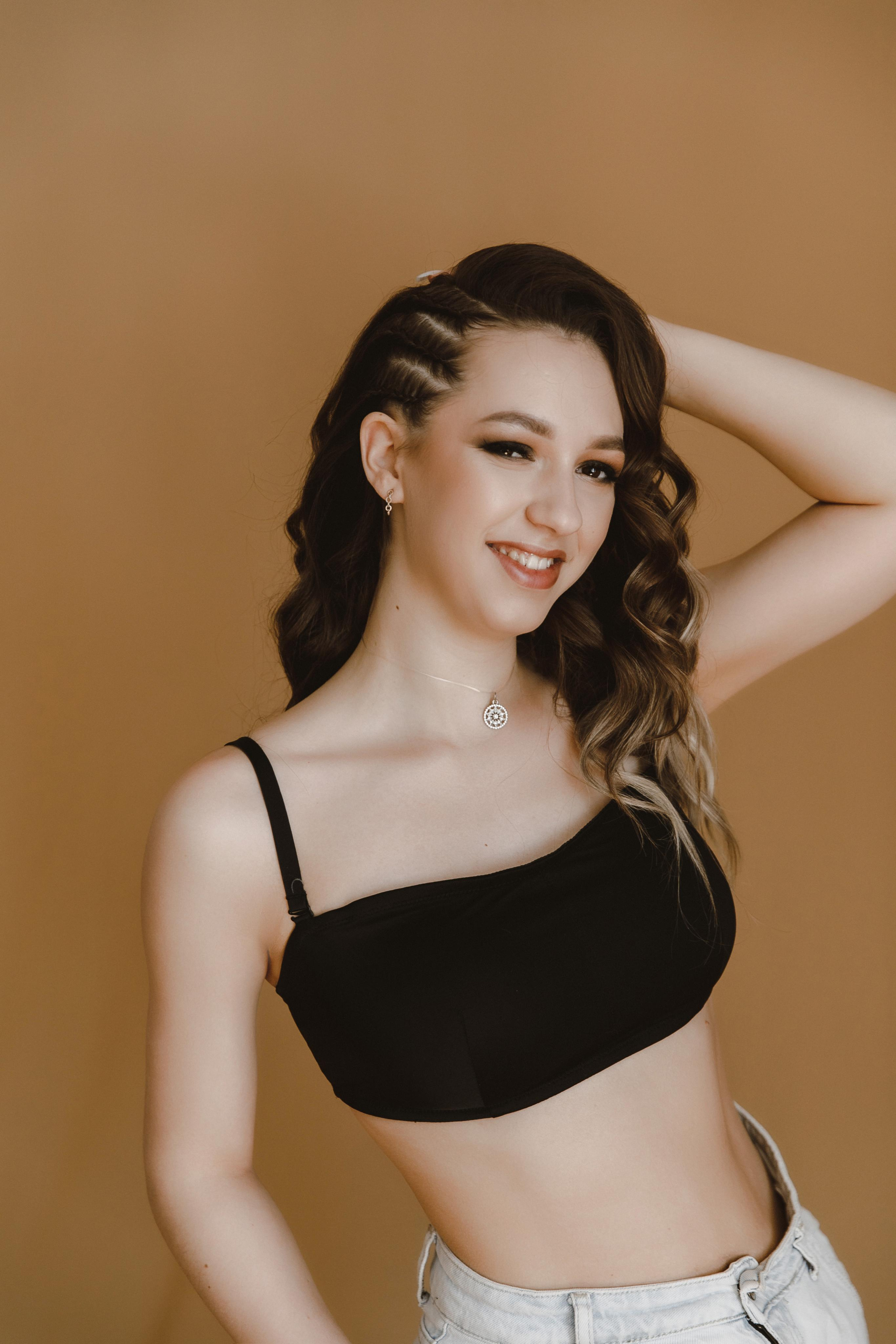 Индивидуальная. Свадебный и Семейный фотограф в Петрпавловске