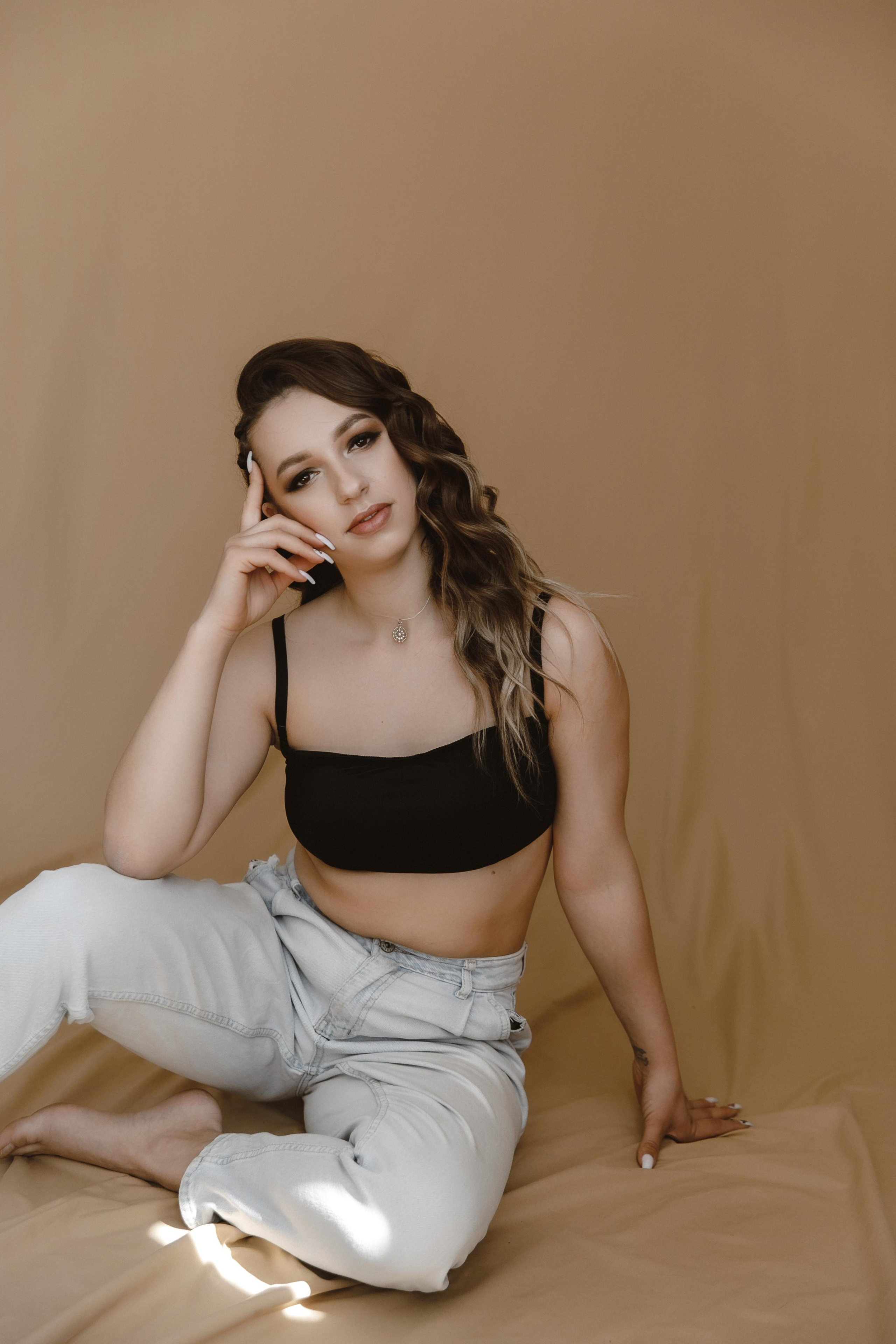 Индивидуальная. Свадебный и Семейный фотограф в Петрпавловске