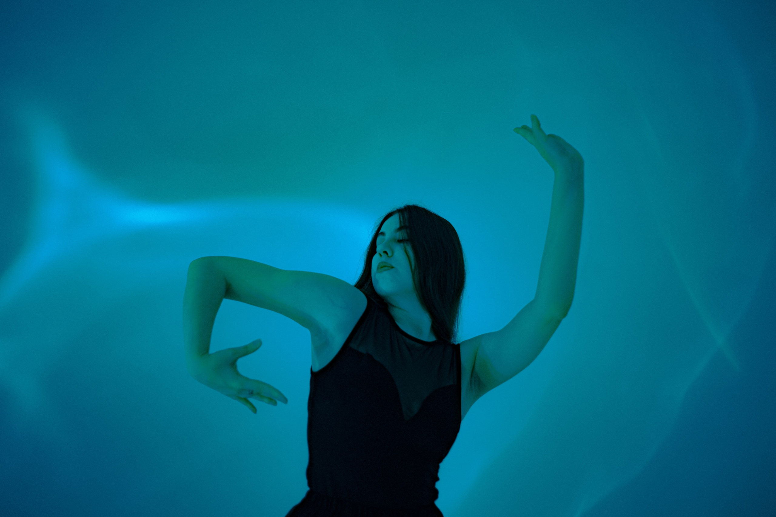 Магия танца: Солнце и Вода. Арт-фотограф Крис Л. в Тобольске: портрет, семейные, свадьбы