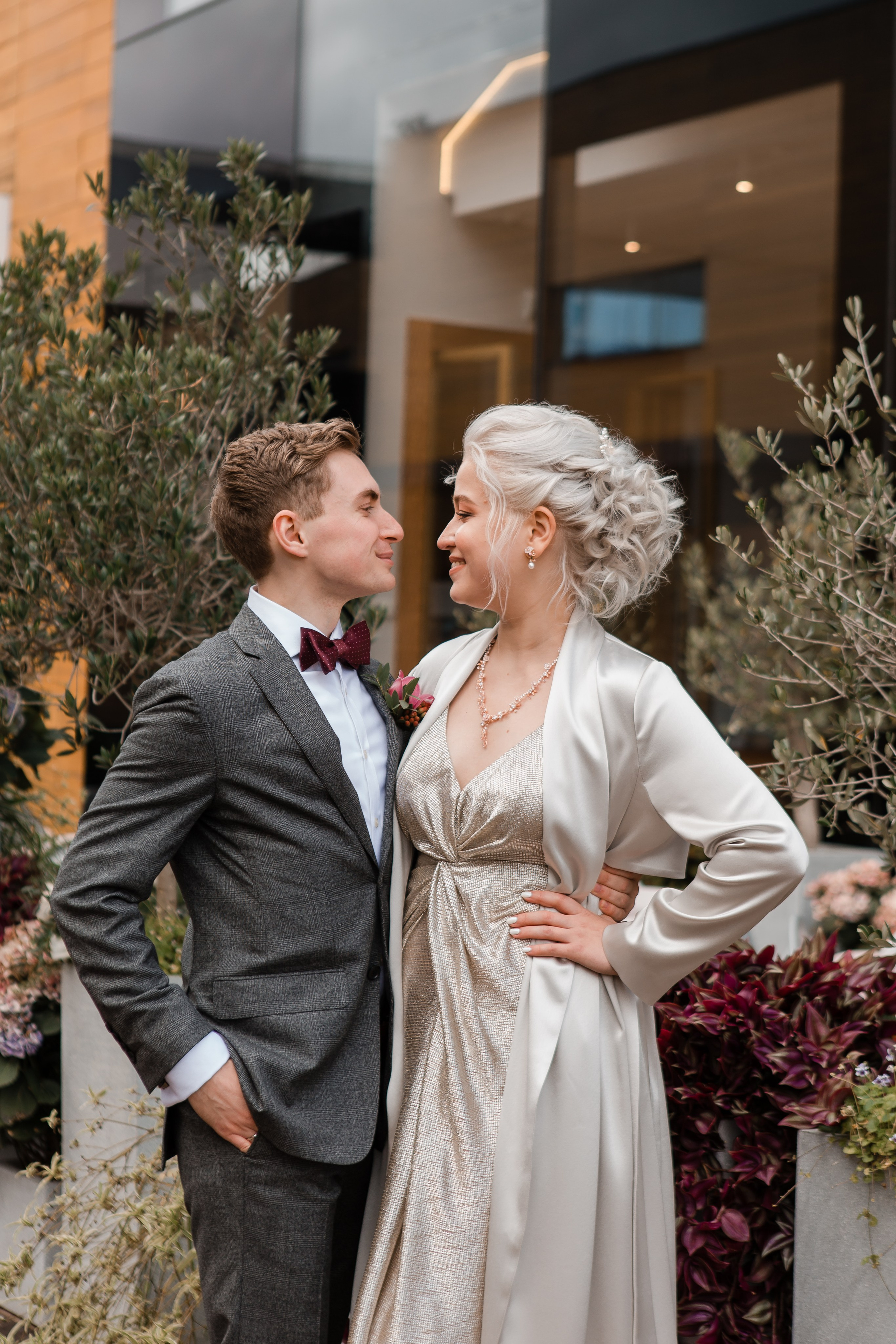 Александр и Ольга. Видеосъемка и фотосъемка свадеб. Фотограф и оператор на свадьбу. Видеосъемка подкастов, собственная видео-фотостудии. Предметная фотосъемка