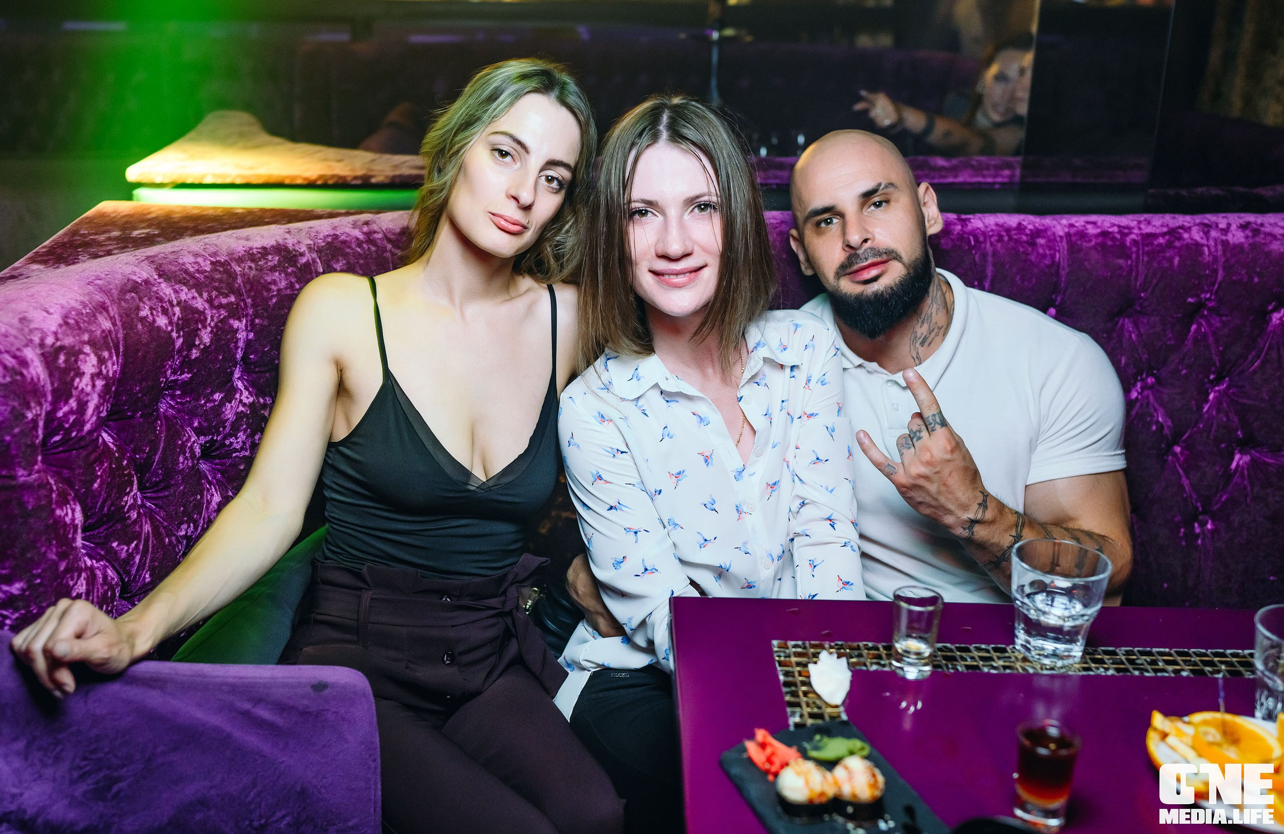 Фоторепортаж из караоке-клуба Эйфория. One Media Life: фоторепортажи, фотоотчеты с мероприятий и заведений