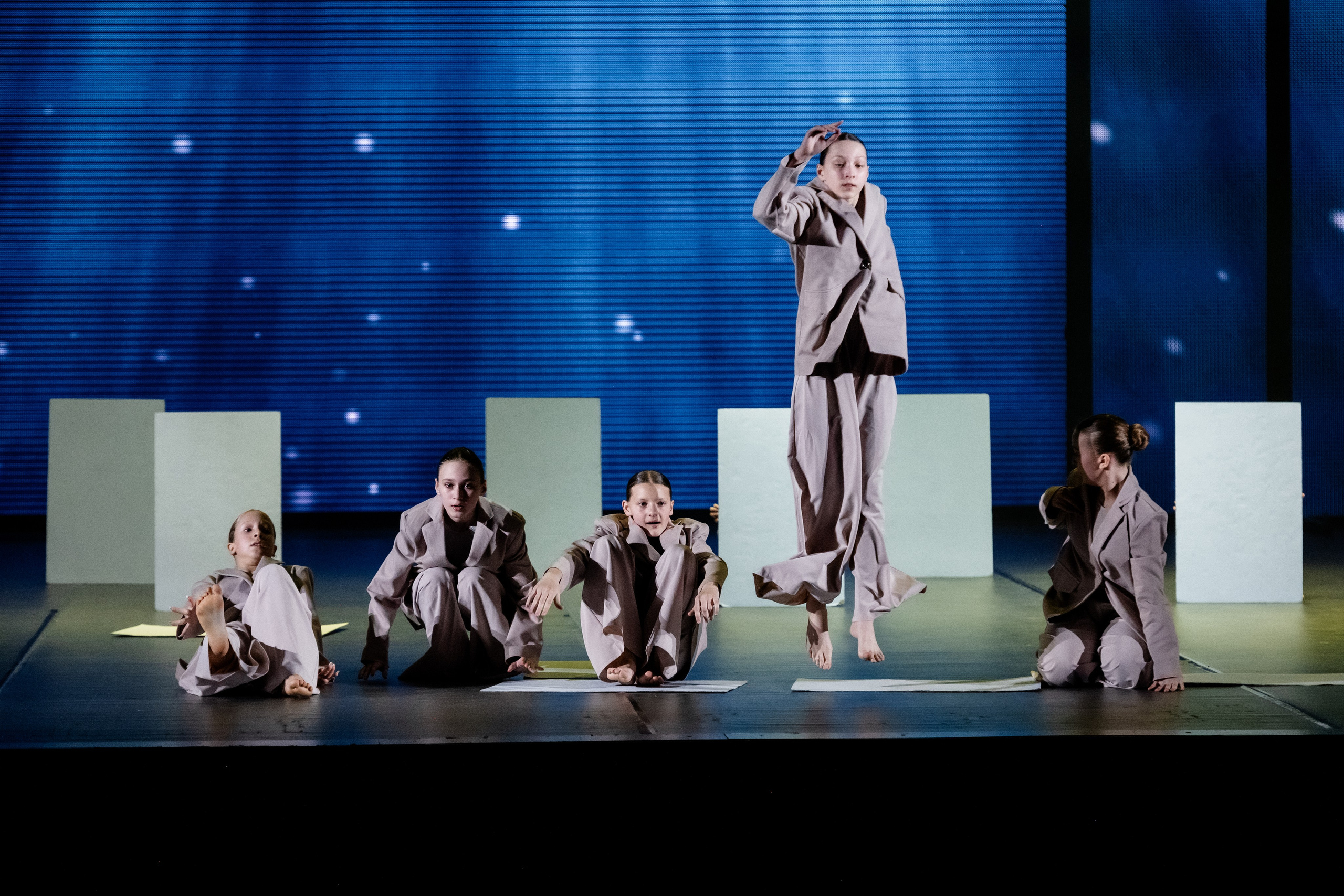 Концерты студии современной хореографии Пространные танцы. Дом детской фотографии Арсюткиной Наталии™