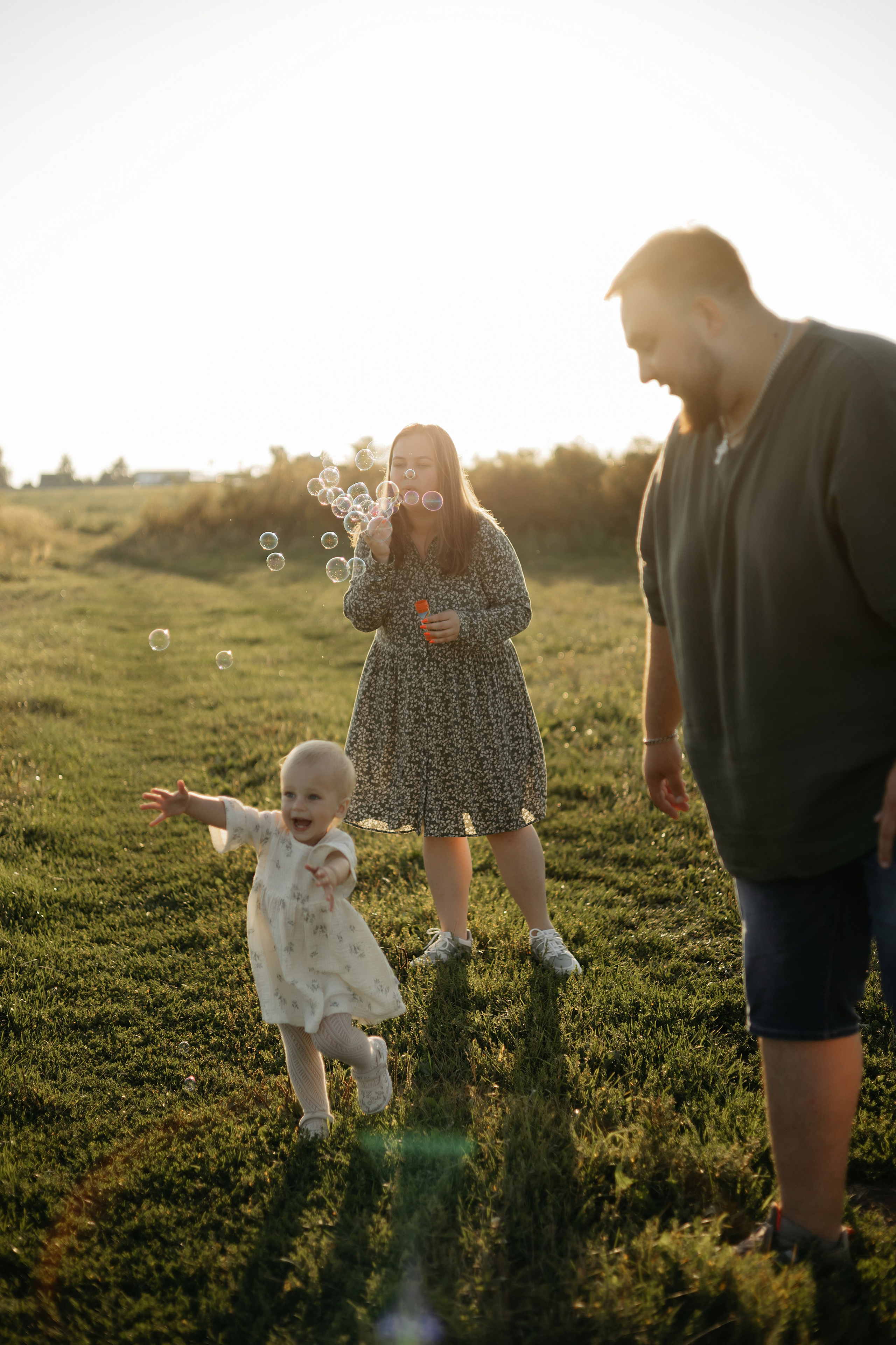 Катя, Илья и Василиса. Свадебный фотограф в Пскове и Санкт-Петербурге | Анна Голикова