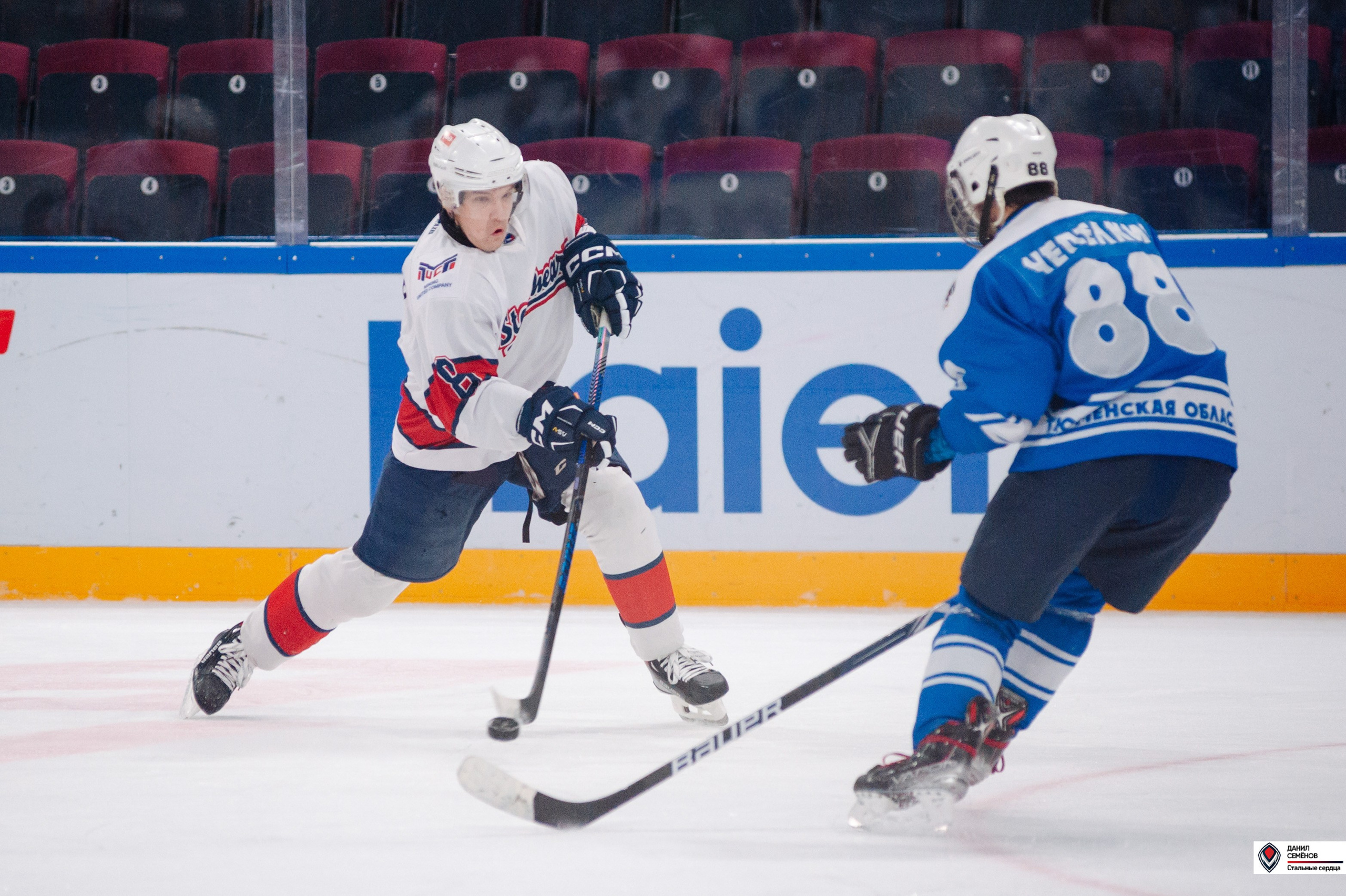 Чемпионат СХЛ. Стальные сердца — Газовик. Фотограф Магнитогорск Данил Семенов