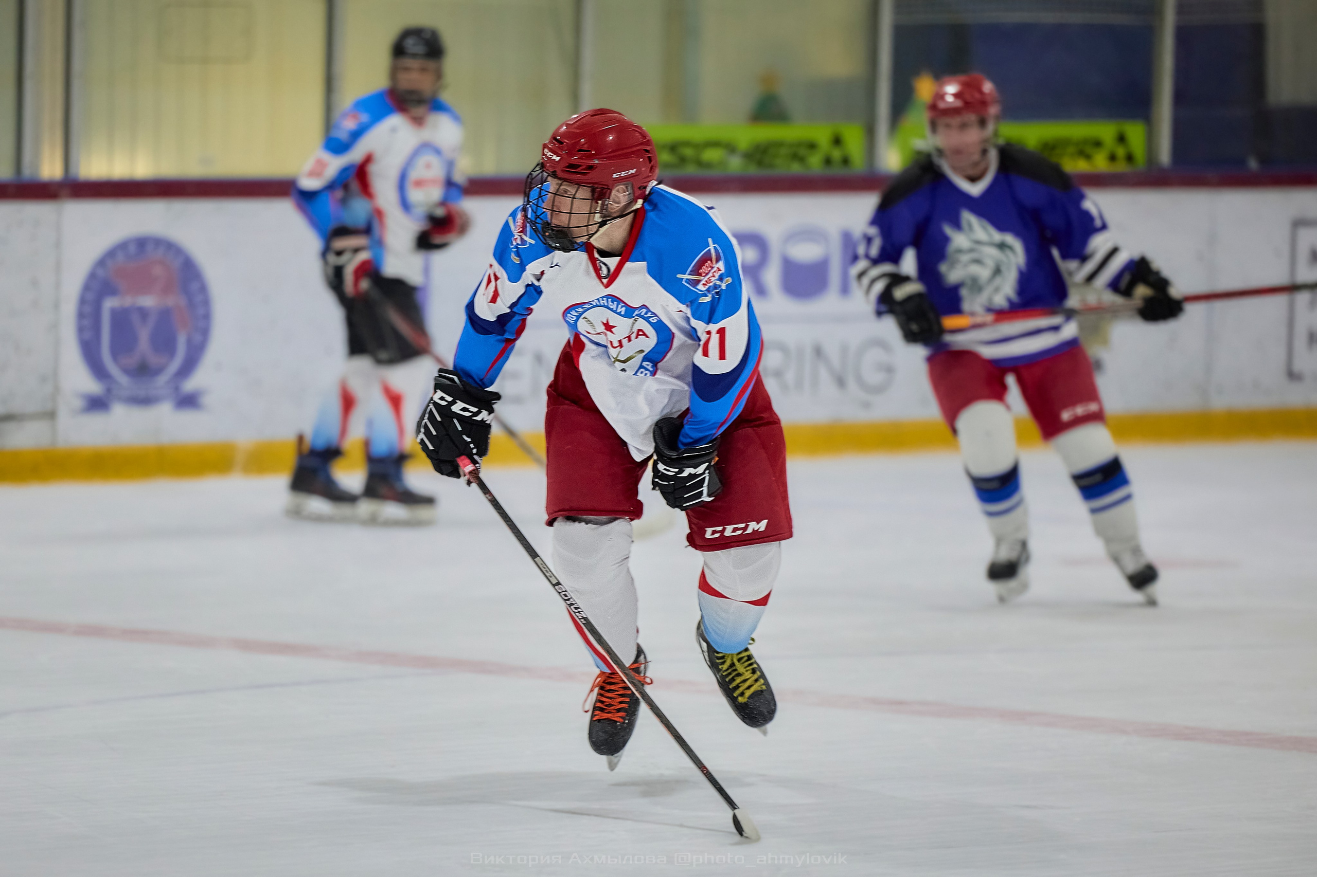 27.04.2025 Северная хоккейная лига. Финал Play-off дивизион Рыцарь. Виктория Ахмылова. Фотограф в Москве