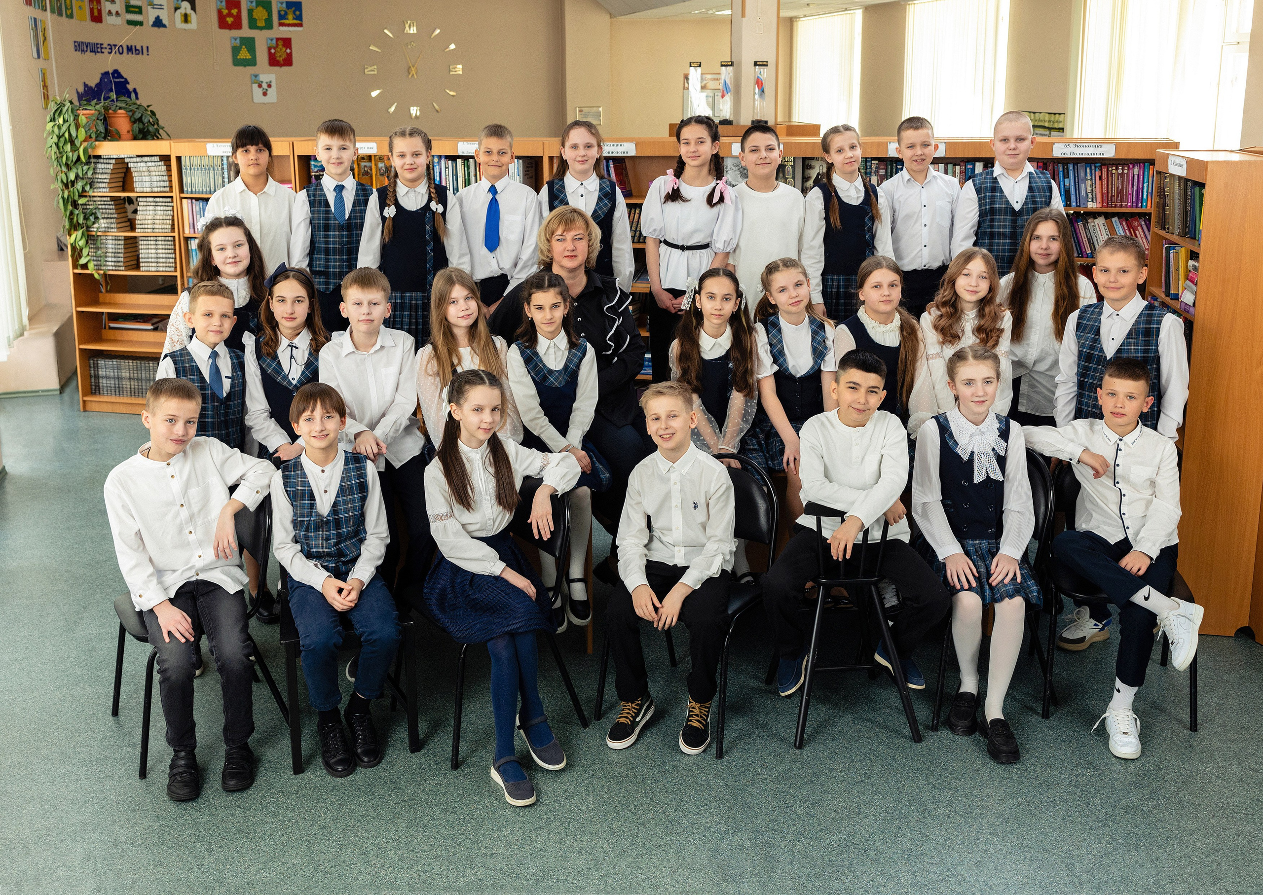 5-разворотов. Студия детской игровой фотографии COLOUR