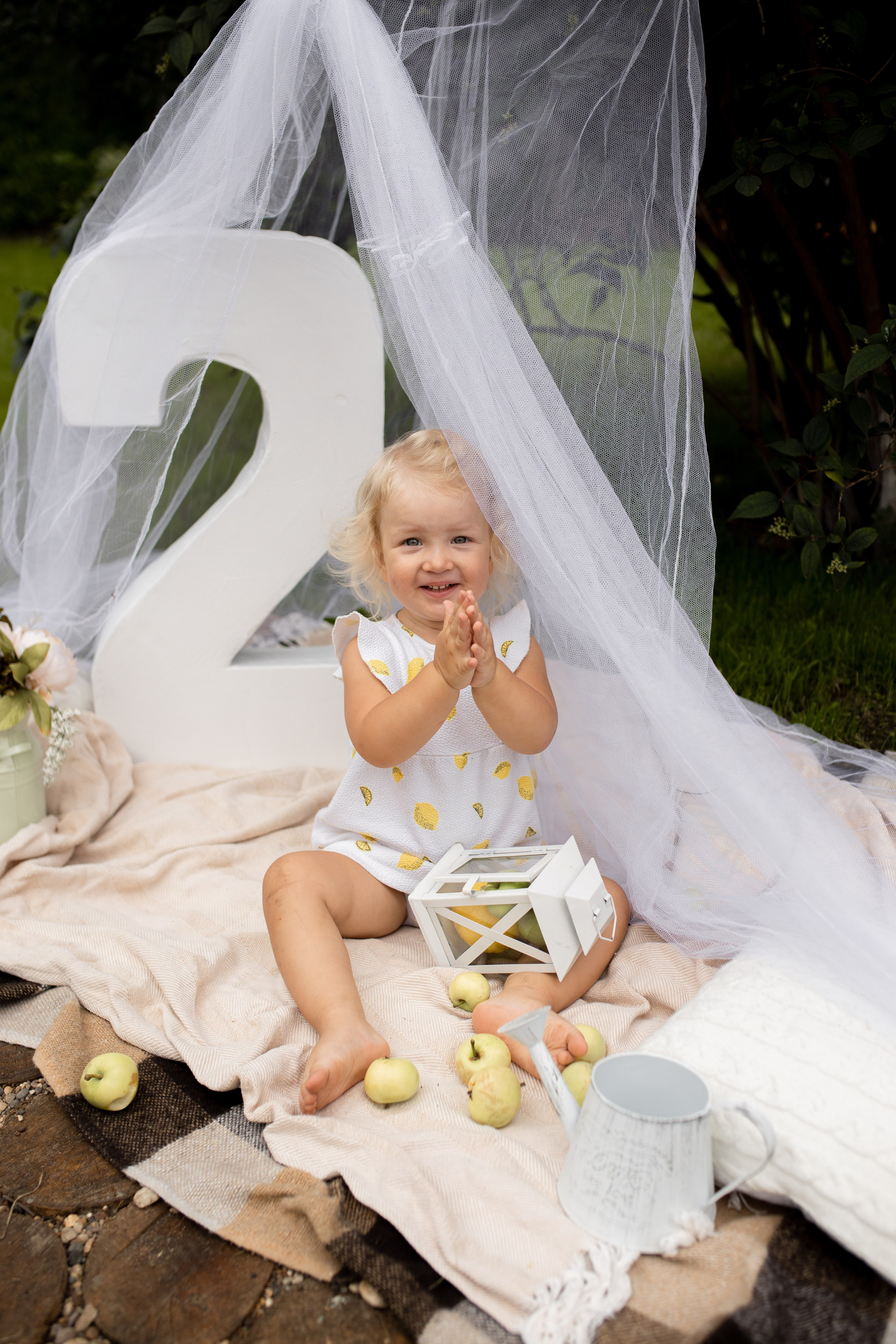 Семейная фотосессия на даче в Купавне. Фотограф в Железнодорожном и Балашихе