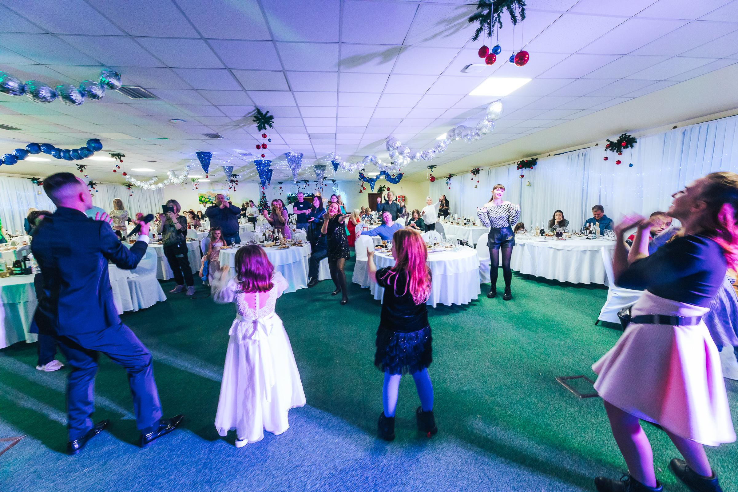 Корпоративы. Свадебный ведущий Виталий Бабаев