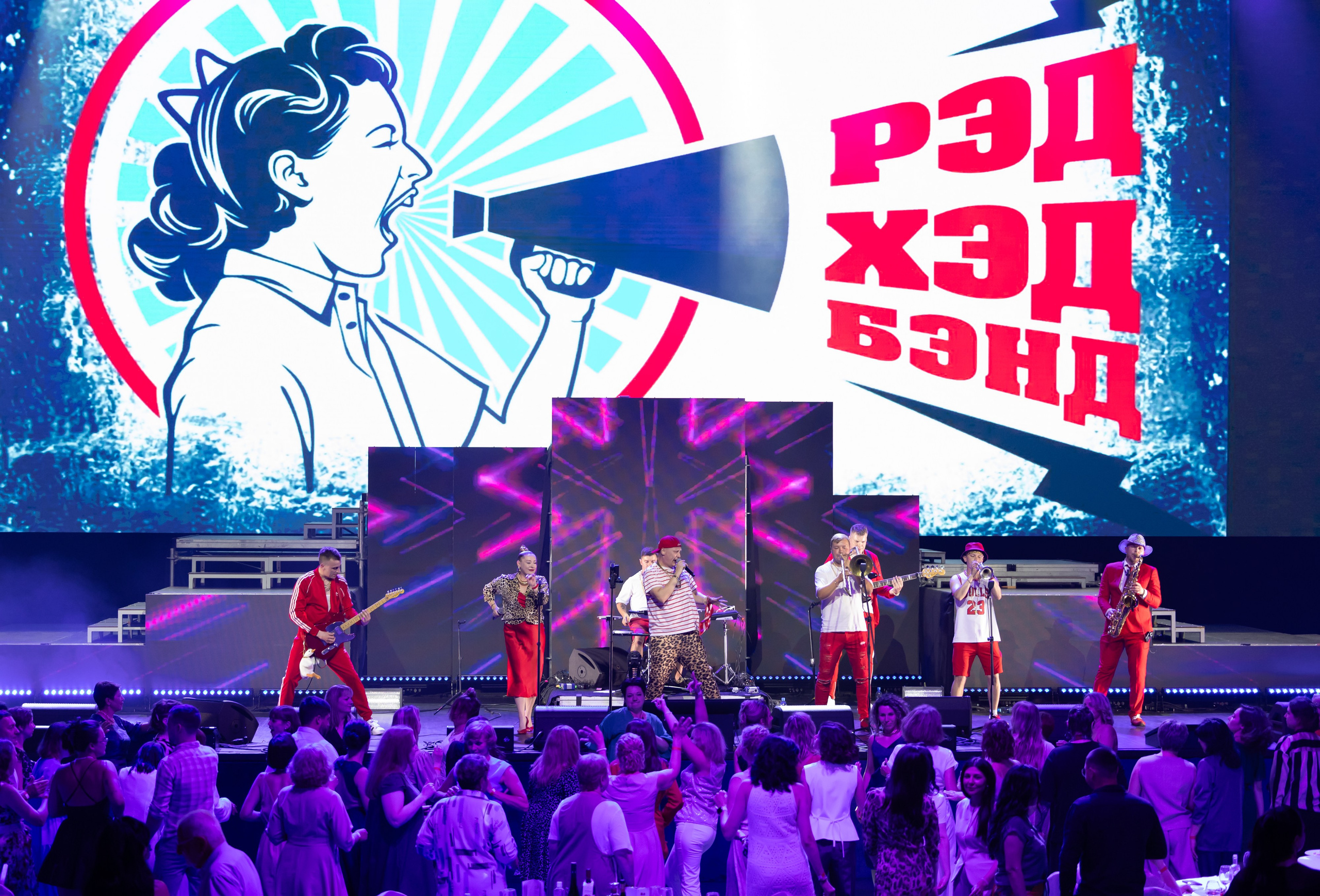 Оптик центр 25 лет. Фотограф свадебный, репортажный, индивидуальный, фото для маркетплейсов, брендов, автосалонов