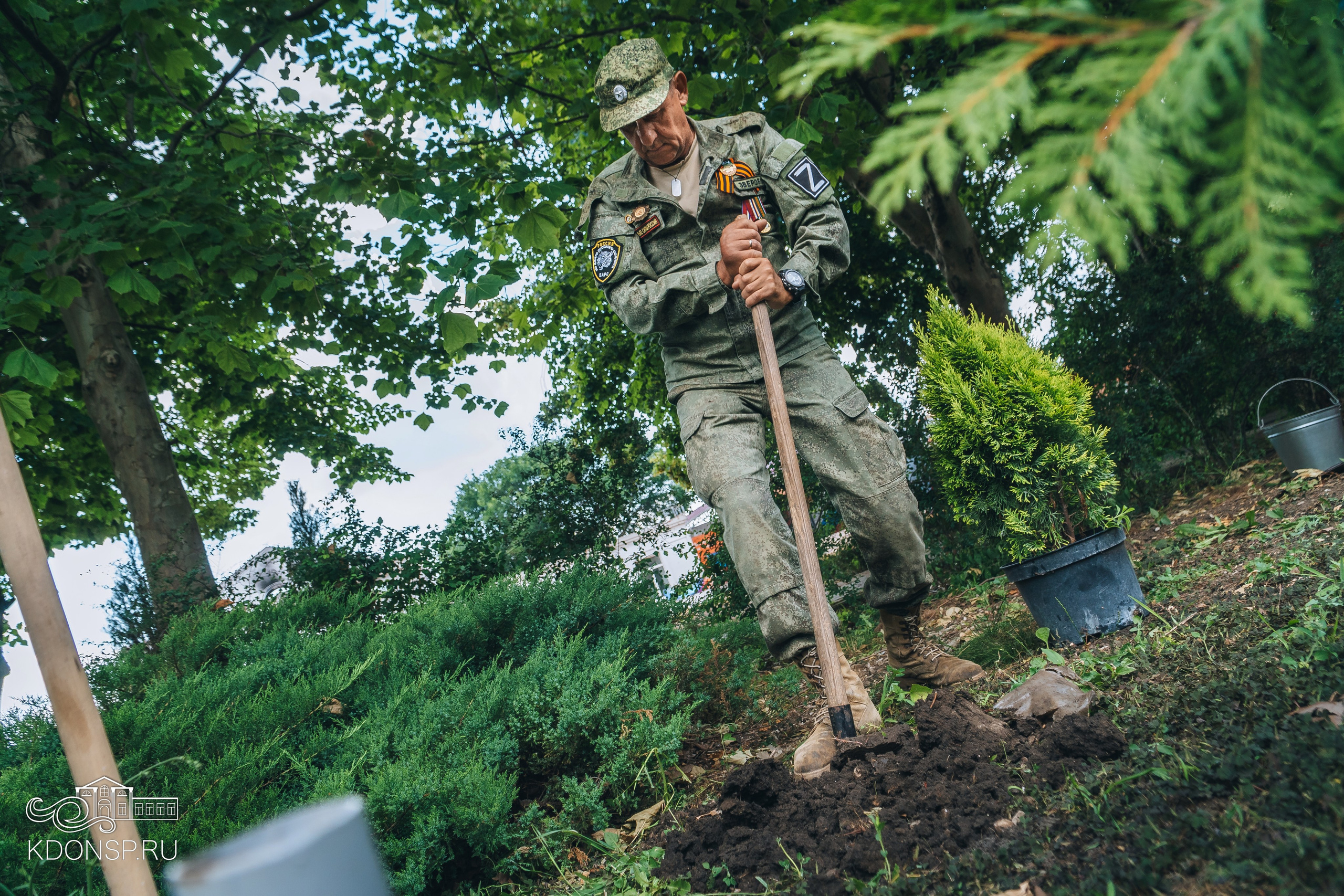 «Сад Памяти». Новотитаровский Дом культуры