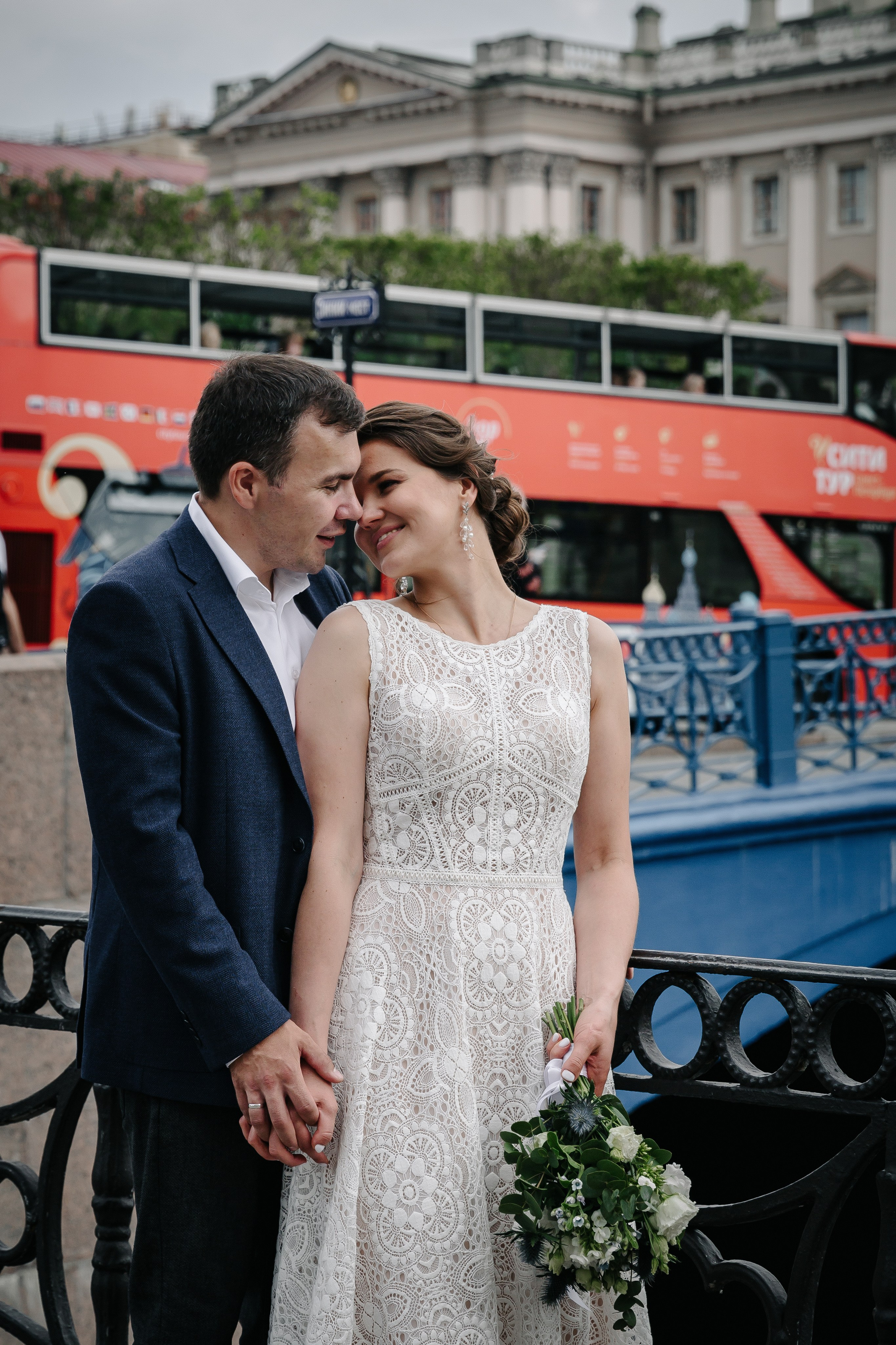 ДВОРЕЦ № 1 | Июль, Исаакиевская площадь. Свадебный фотограф в Санкт-Петербурге Полина Корзухина