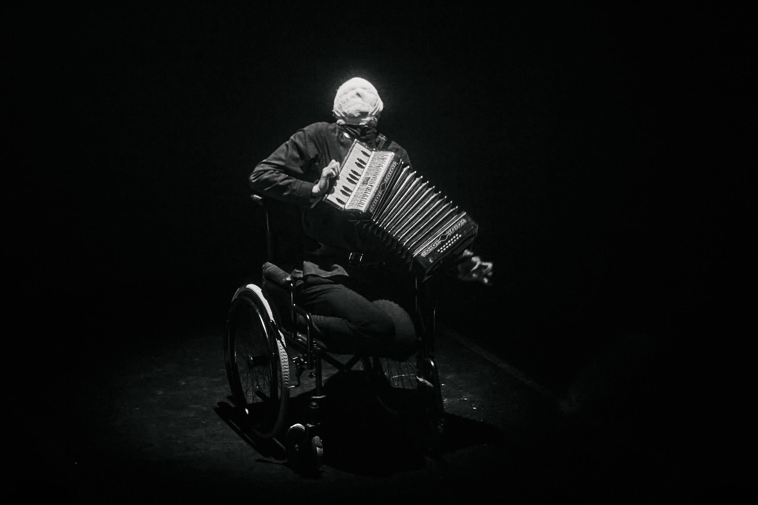 Театр. Visual artist Konstantin KoT