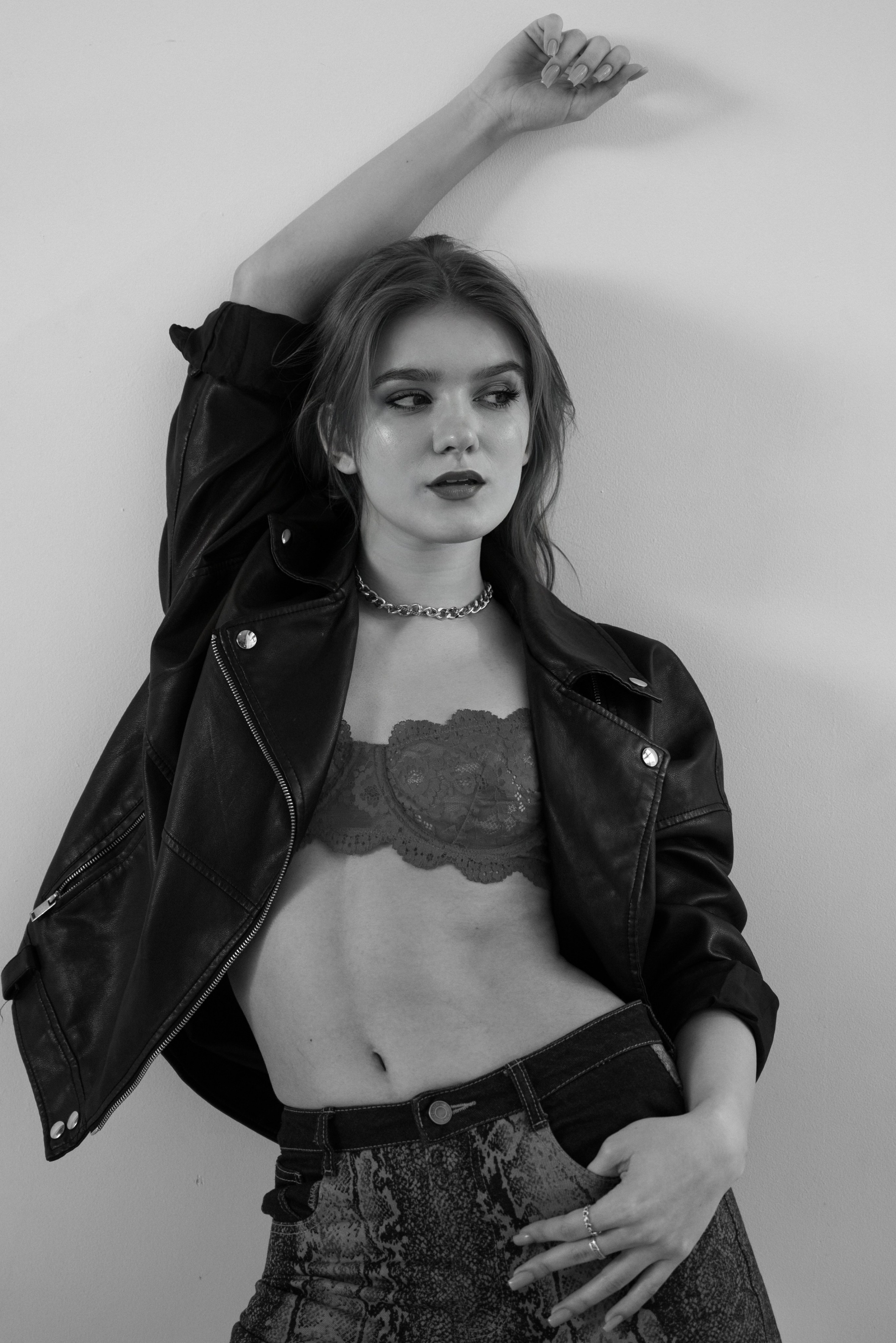 Студийная фотосессия в москве. Карина Эмильевна |Фотограф в Москве | Женский и семейный фотограф. Съемки под ключ для ваших брендов