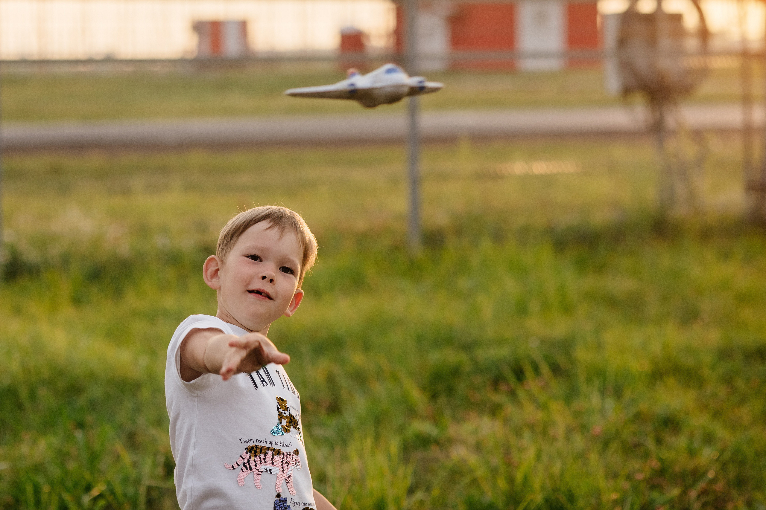 Ловить самолёты в день рождения. Свадебный и семейный фотограф Екатерина Иванова