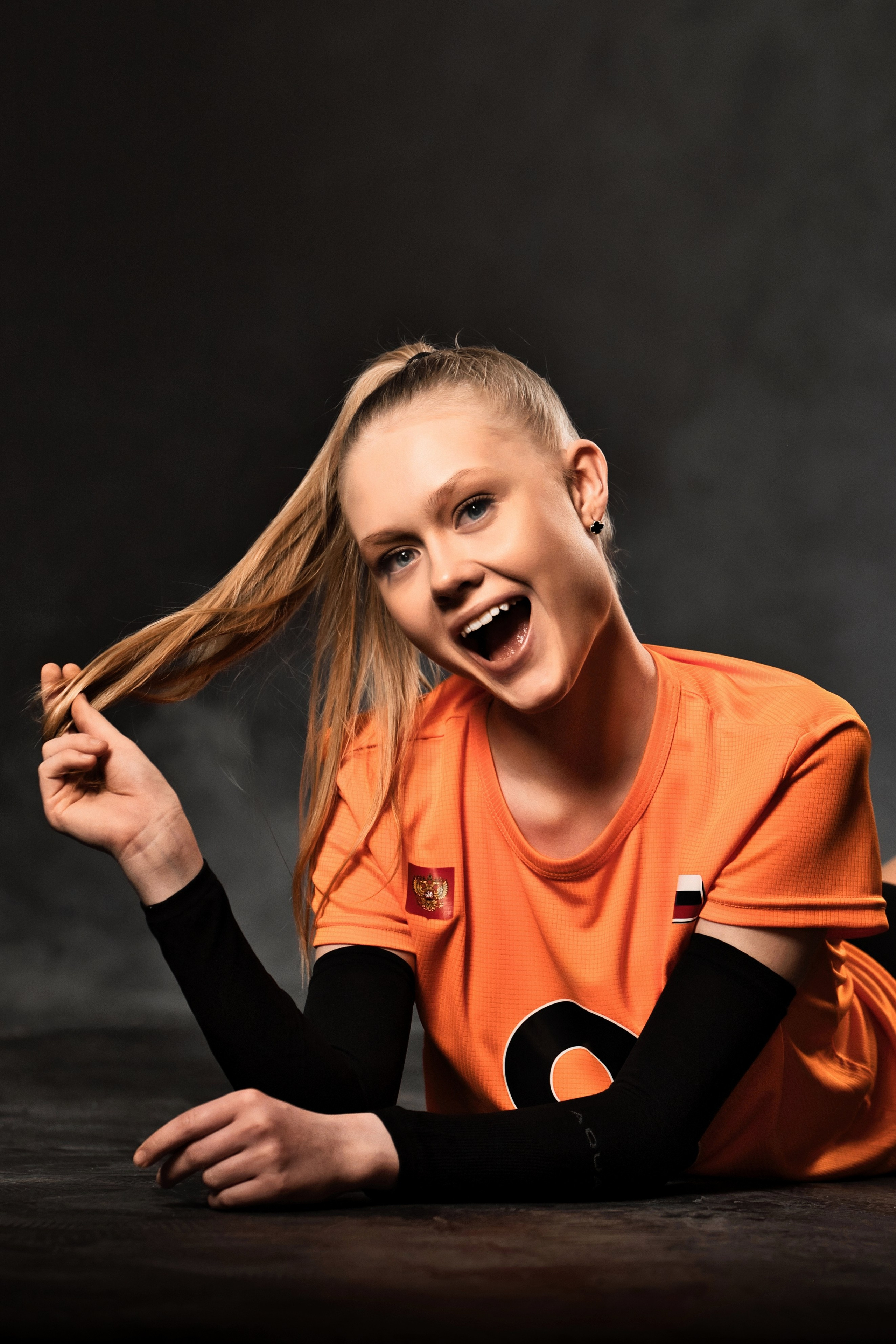 В волейбол играют настоящие красотки!. Фотограф Денис Кривопусков