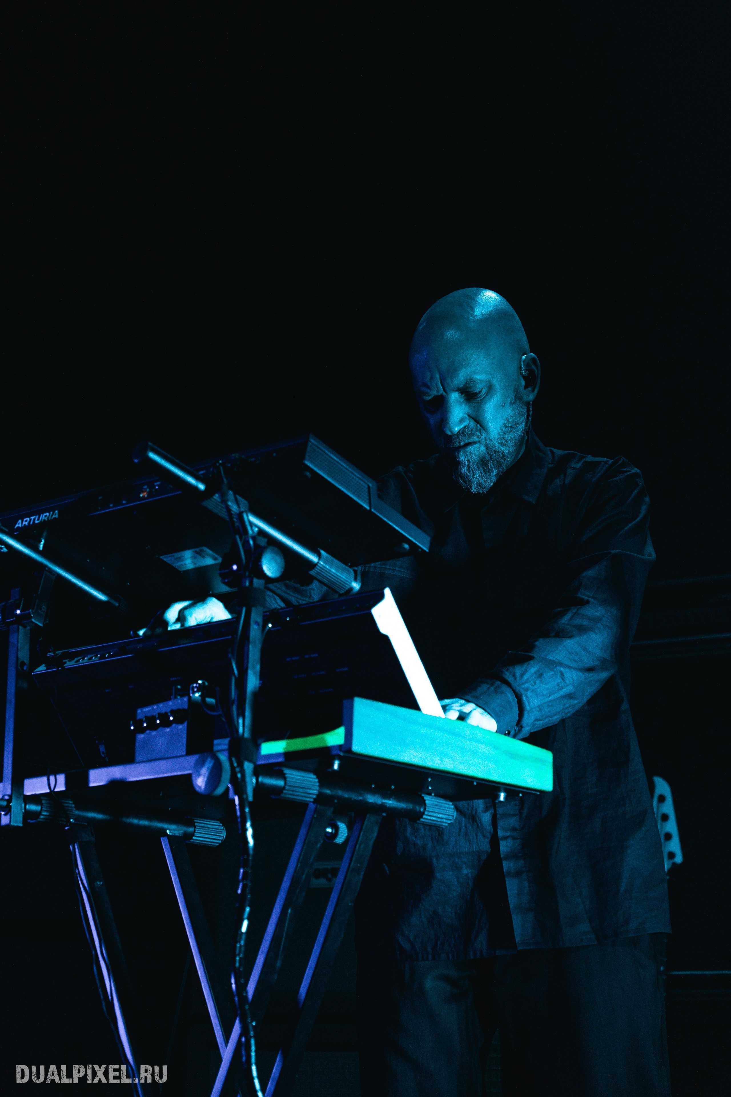 DenDerty концерт в Москве 30.03.2025. Магия музыки в кадре: Концертная Фотография