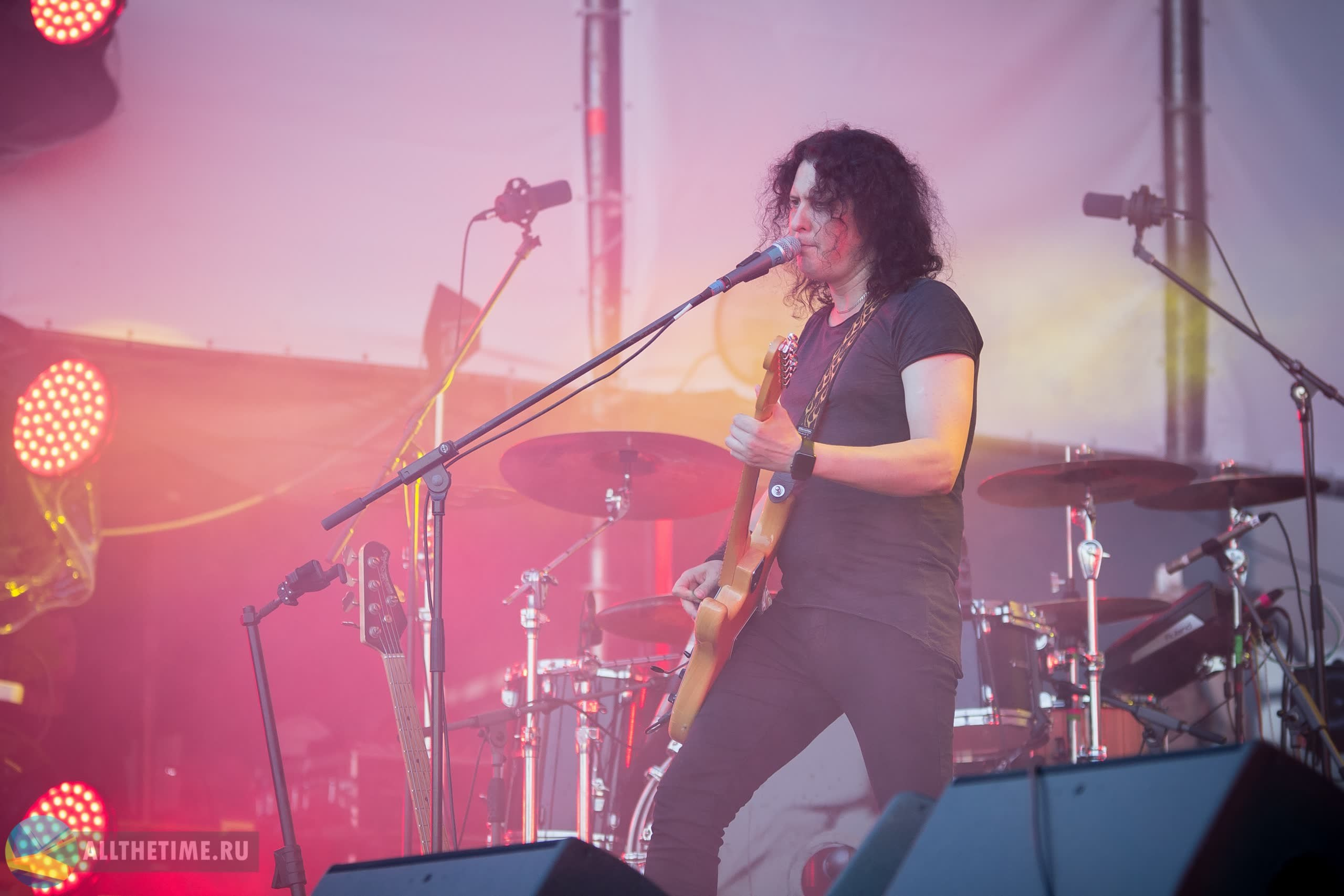 НАШИ В ГОРОДЕ. Магия музыки в кадре: Концертная Фотография