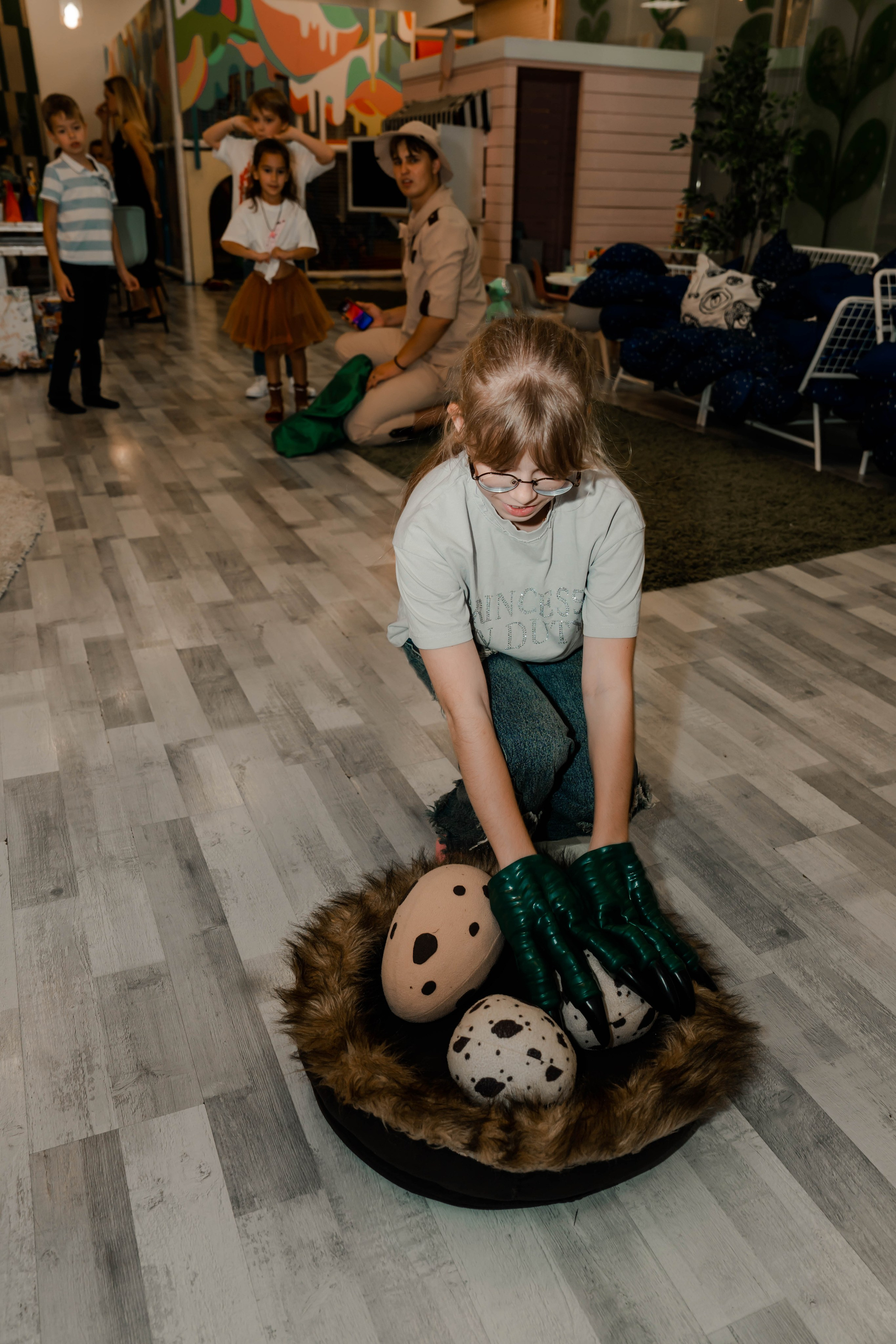 Грозный Тирекс. Крамер Юлиана детский и семейный фотограф