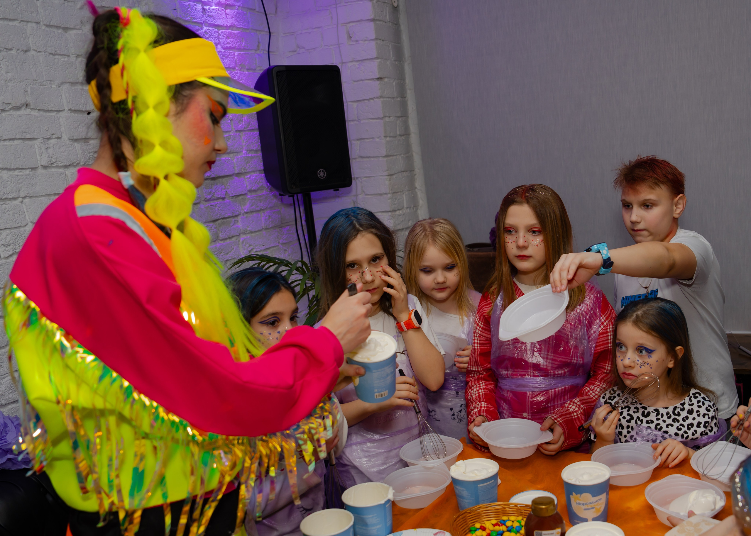 Битва подушками. Крамер Юлиана детский и семейный фотограф