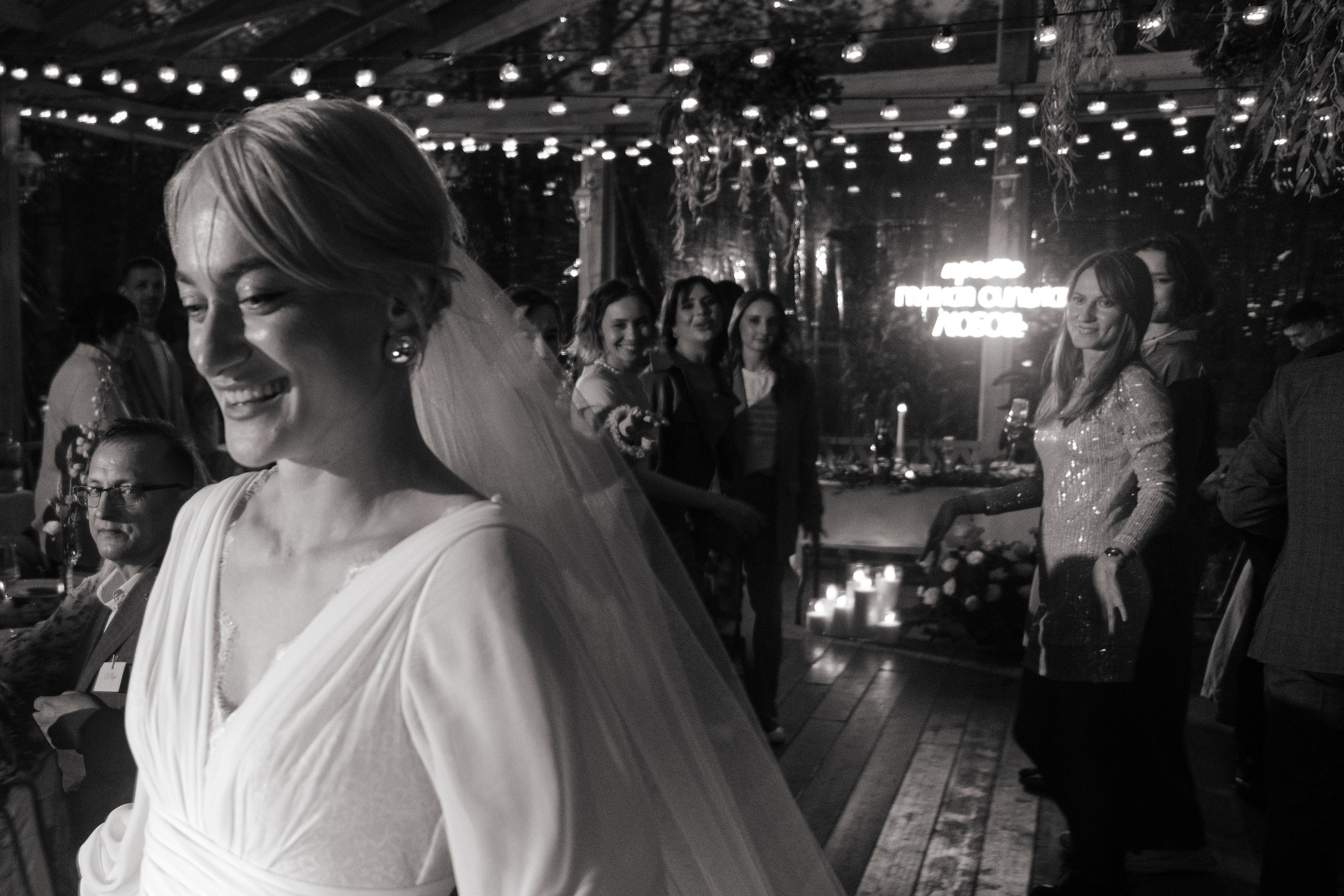 Мурашки под дождём. Обо мне