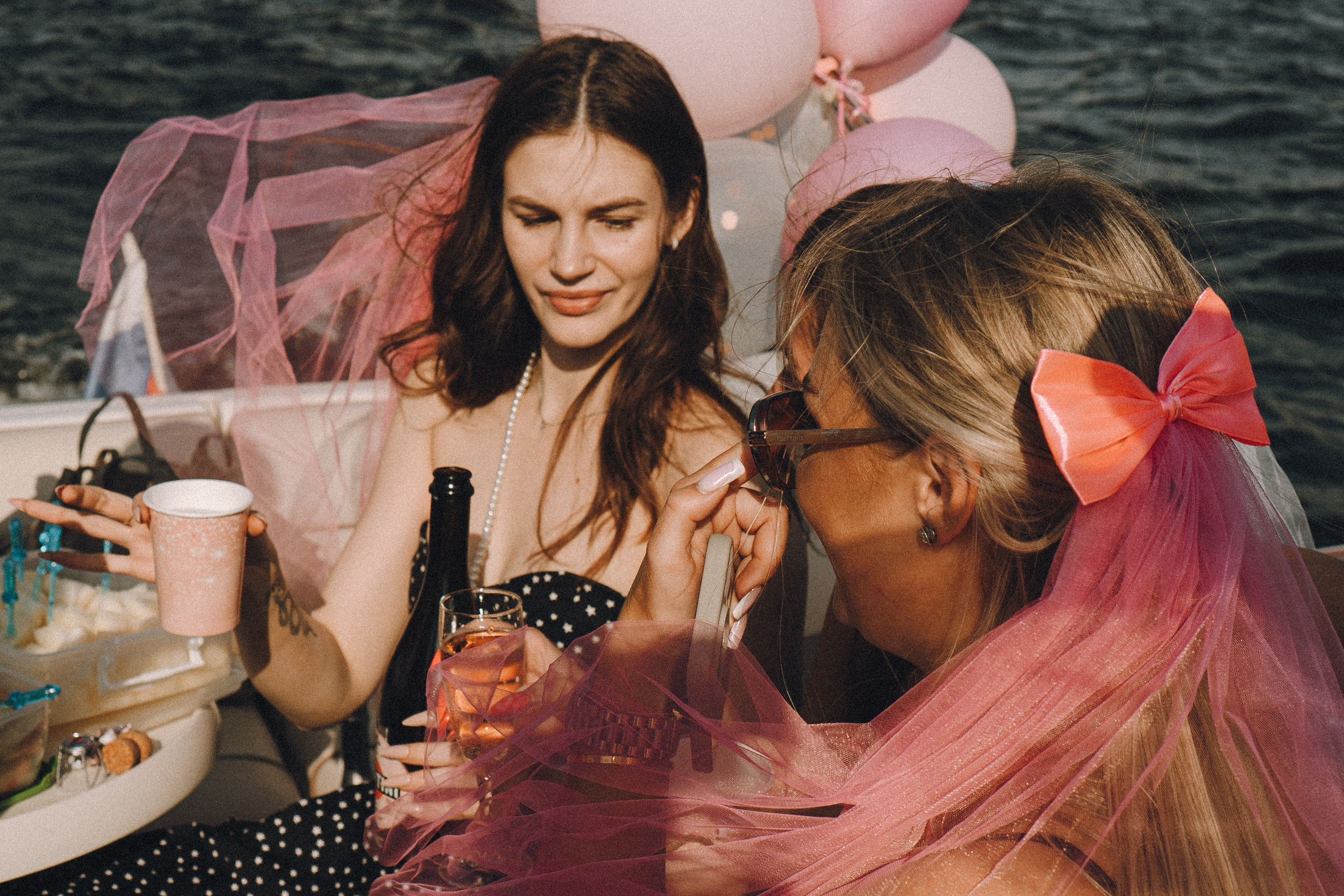 ДЕВИЧНИК НА КАТЕРЕ. Профессиональный фотограф, Санкт-Петербург — Виктория Богомолова