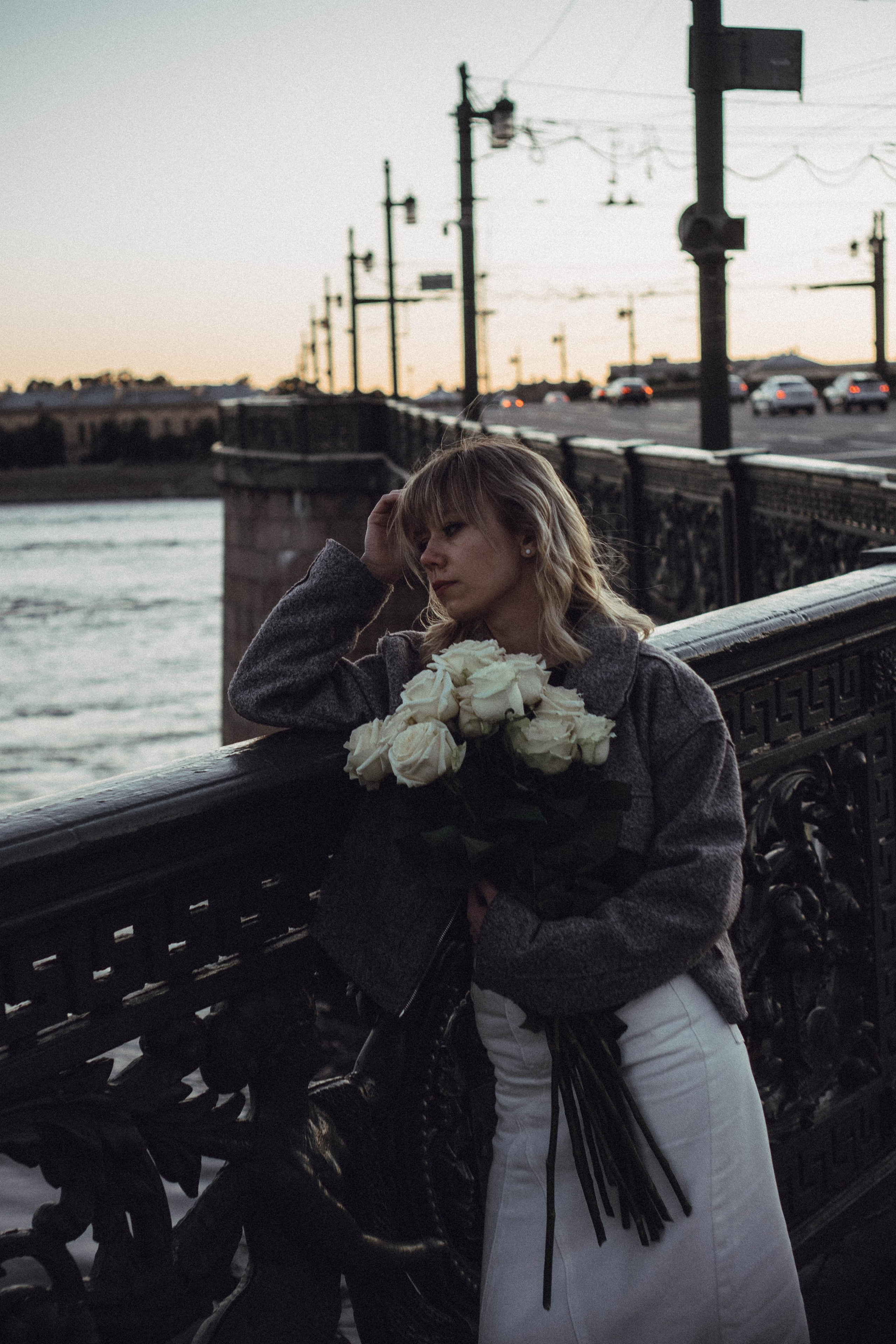 ПРОГУЛКА ПО ГОРОДУ В БЕЛЫЕ НОЧИ (другой вариант). Профессиональный фотограф, Санкт-Петербург — Виктория Богомолова