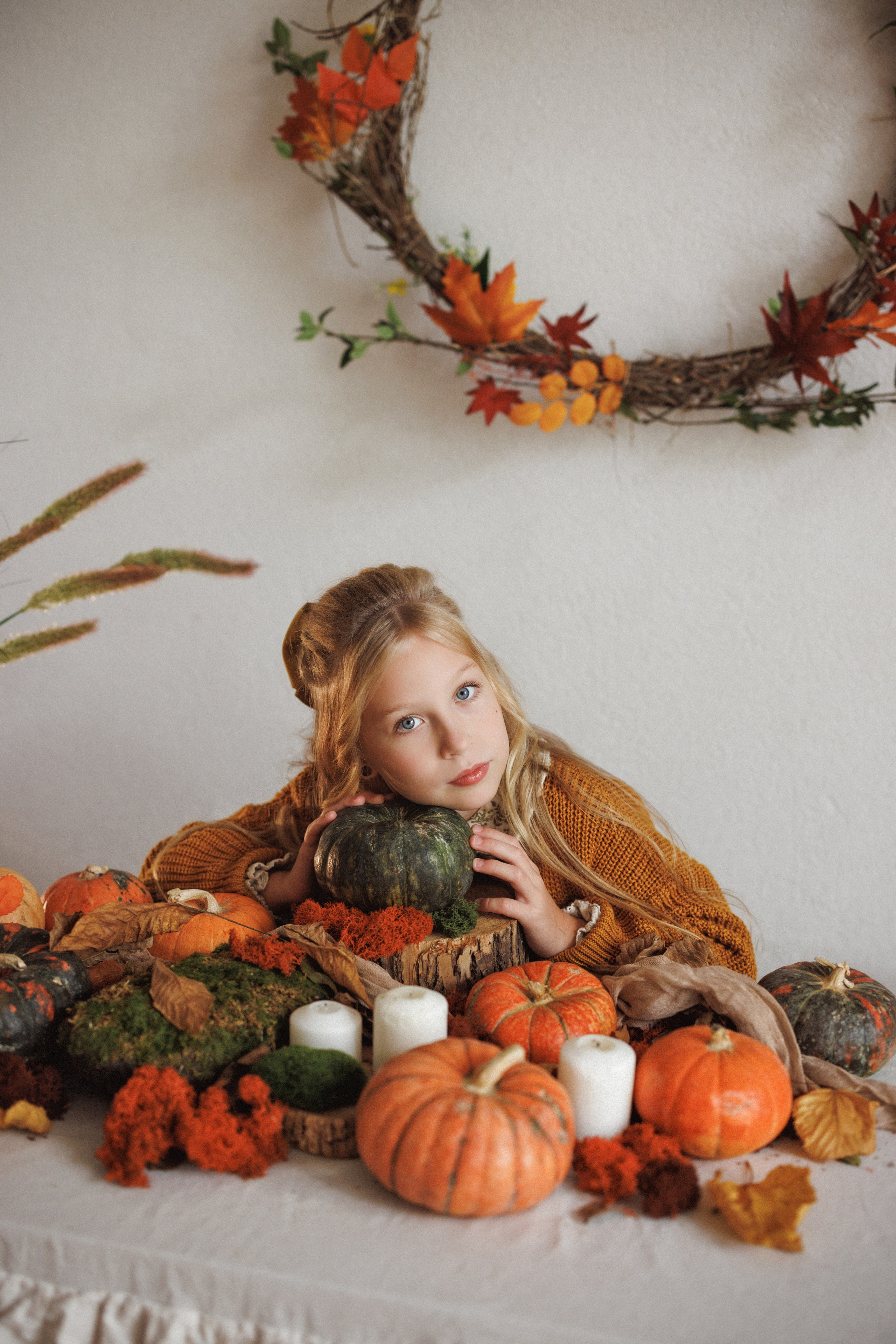 Осенняя фотосессия в фотостудии Mestone, город Краснодар. Семейный и детский фотограф в Краснодаре Анна Трашкова