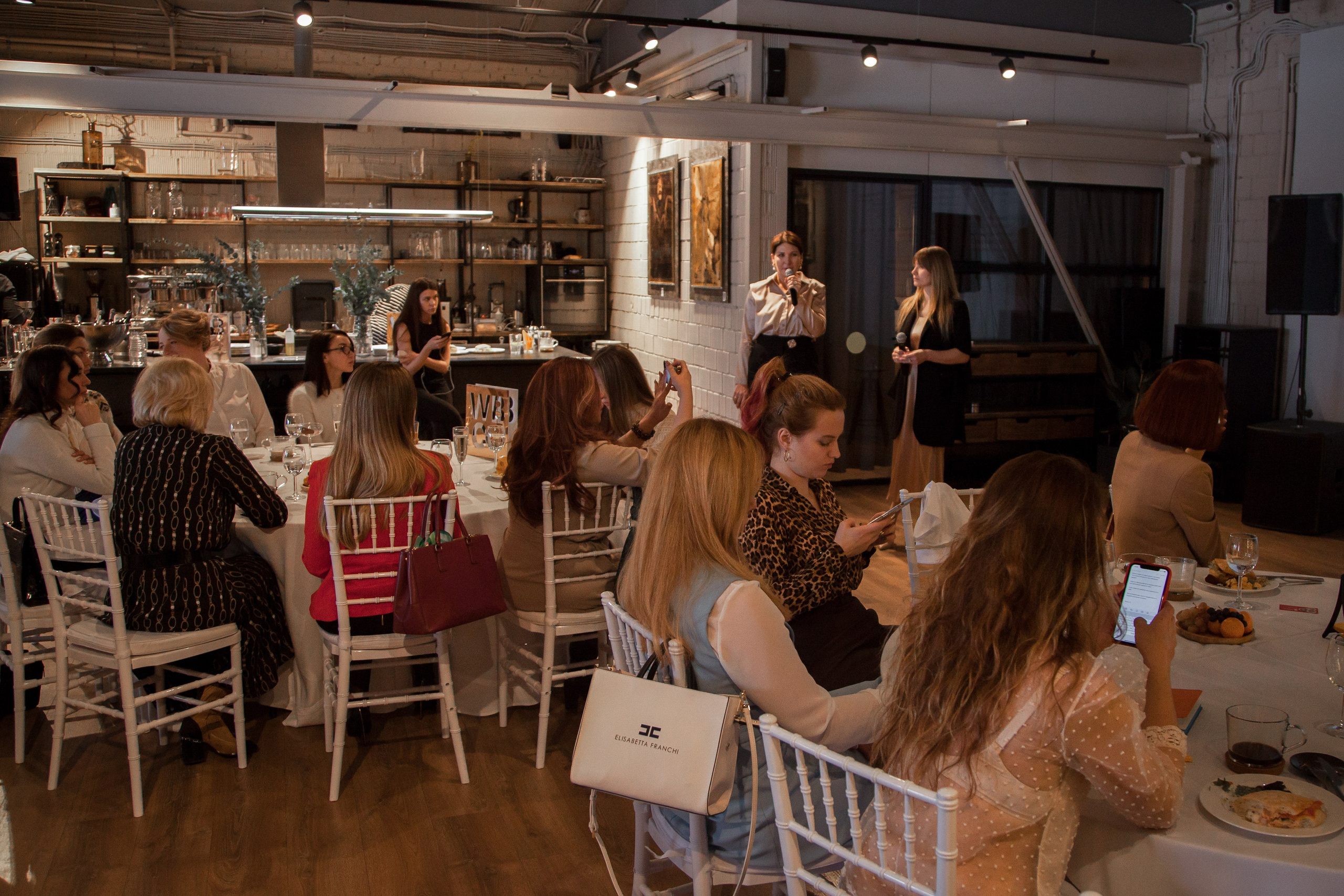 Бранч Women's Business Club. ᅠ