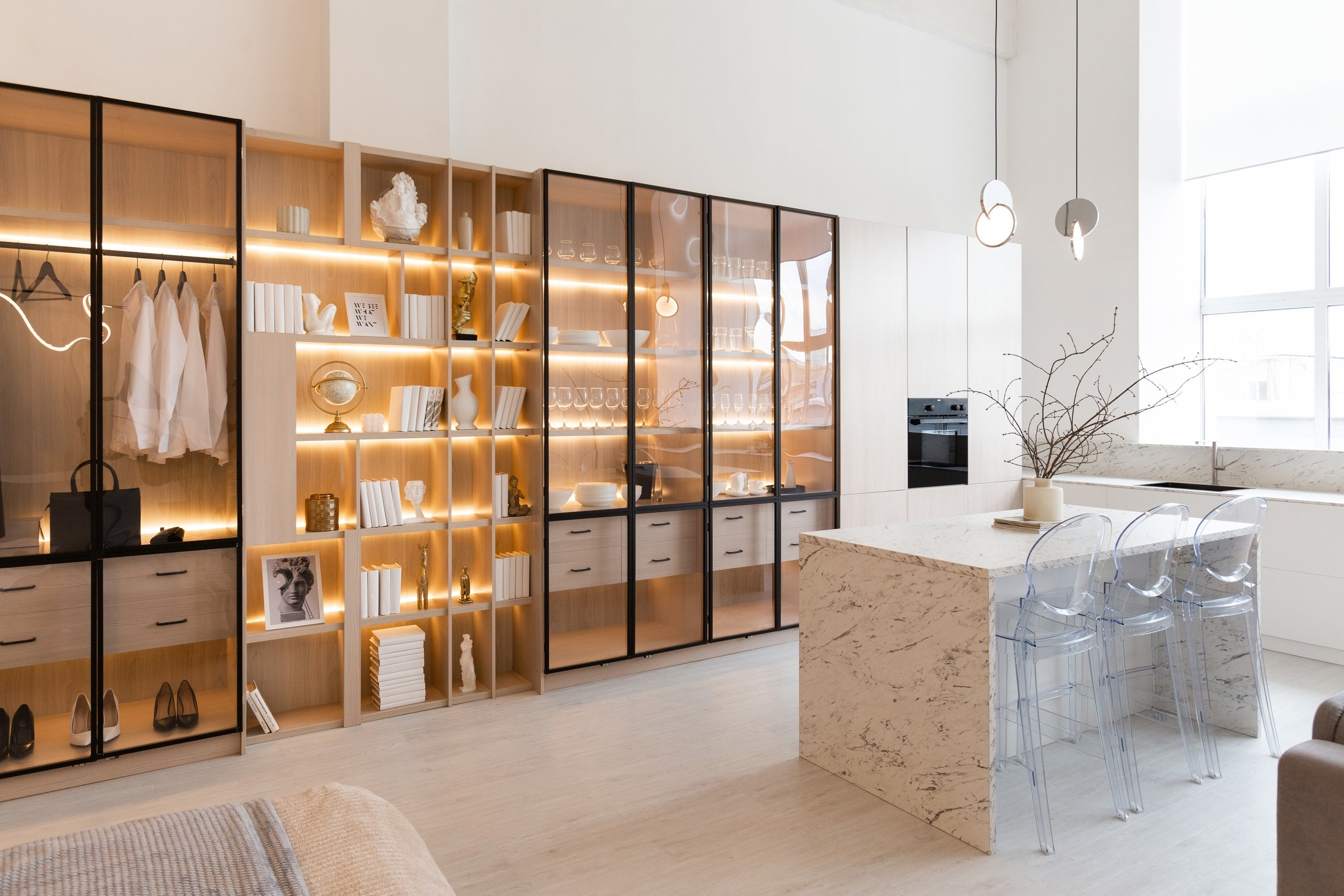 Студия FREEDOM — Зал LUX для предметной съемки Новосибирск|Sale Easy