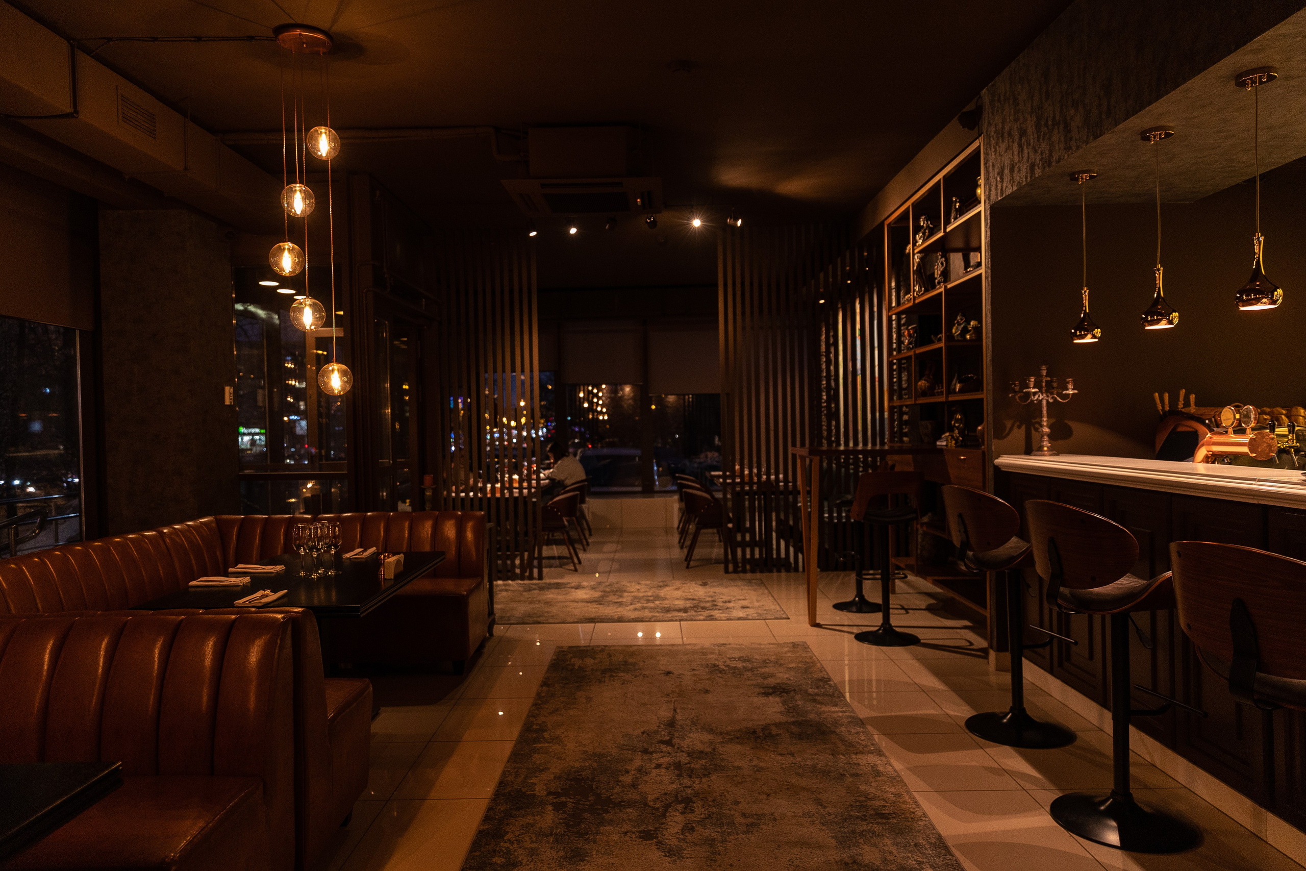 Интерьер ресторана Мимино. Свадебный фотограф Москва Саша Серегина (Сашина)