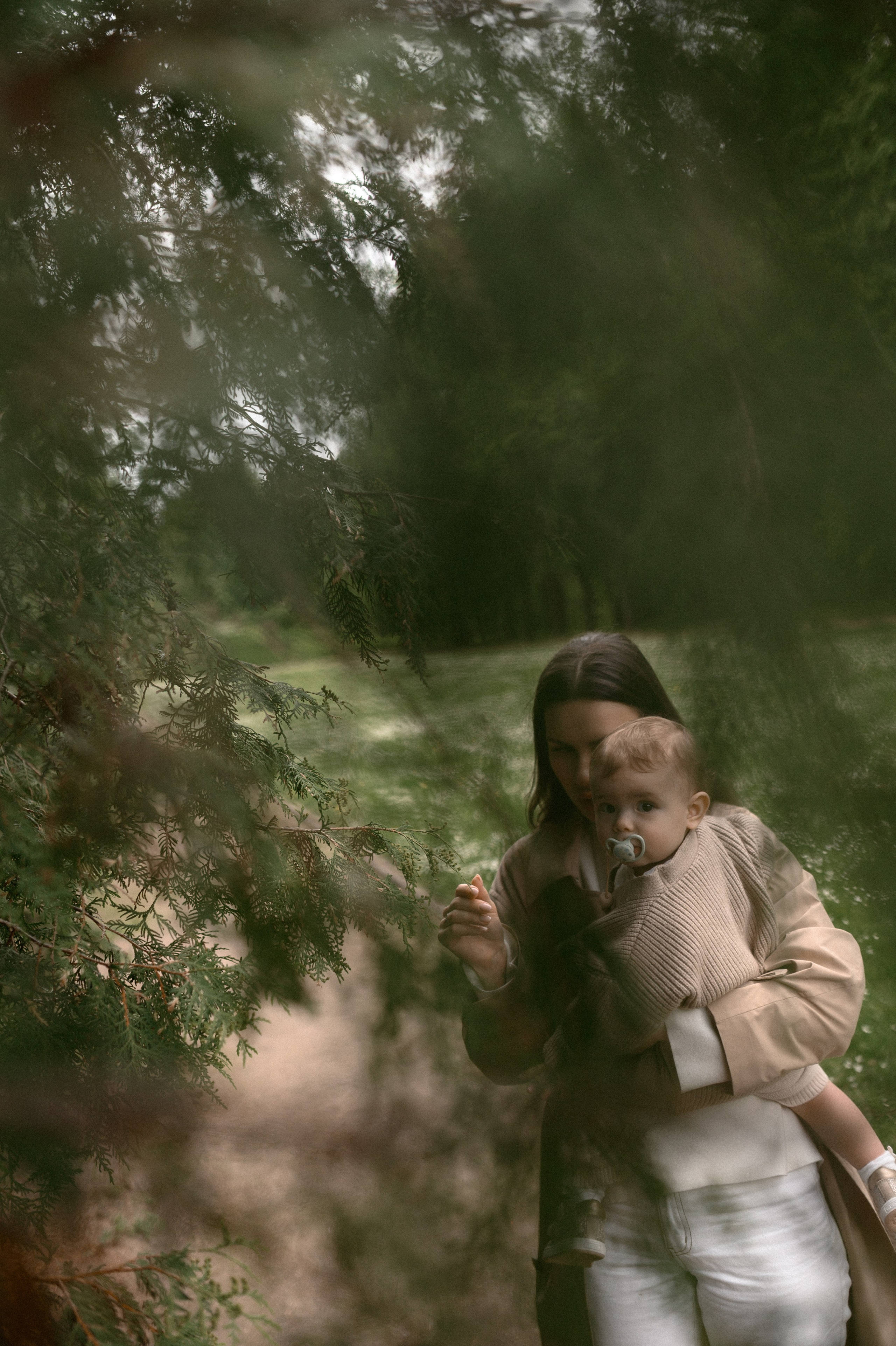 Даня, Лида и Эмма. Прогулка по усадьбе. Семейный и свадебный lifestyle-фотограф в Москве Мария Петрова