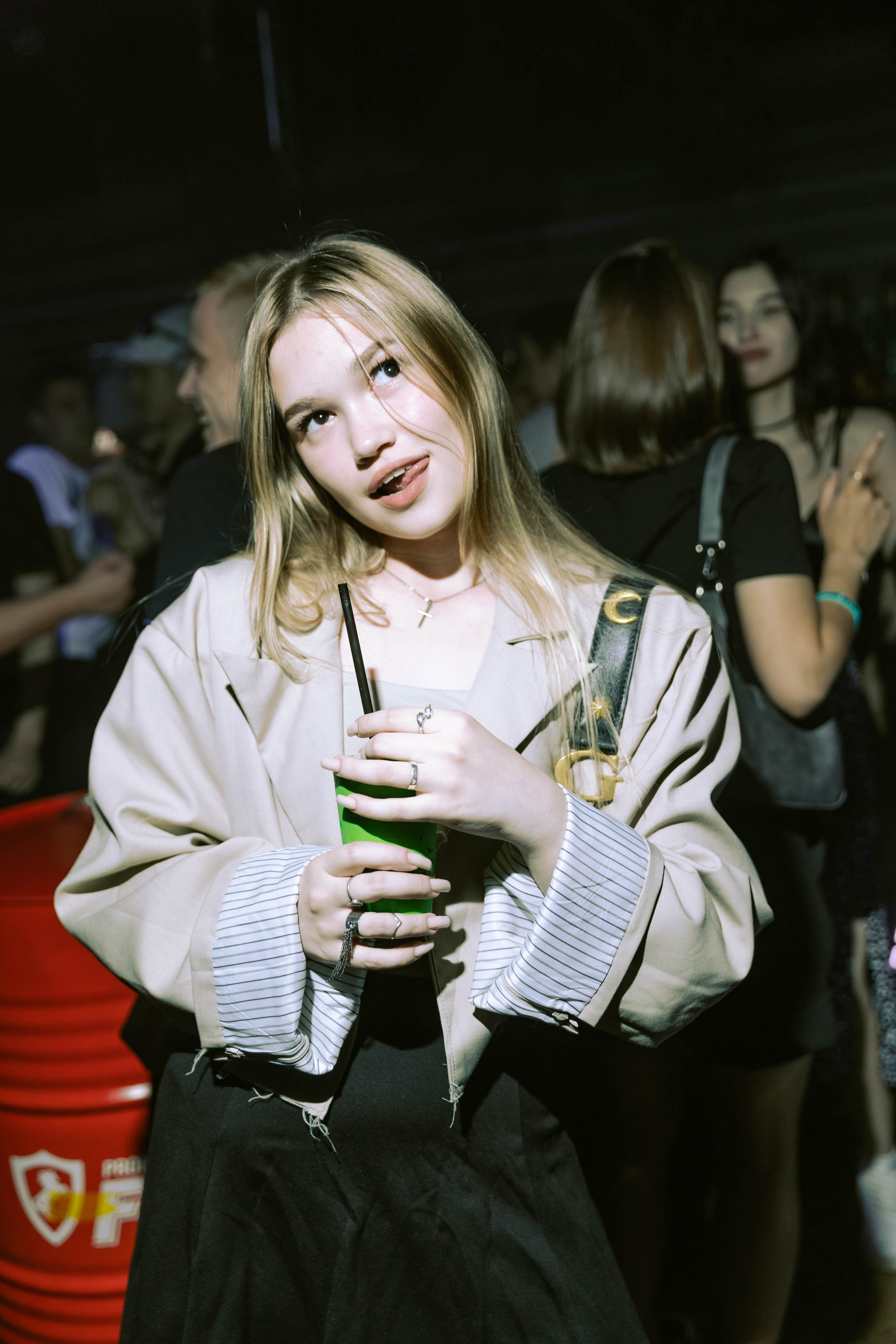 Mishka-bar 3. _Carpe diem_