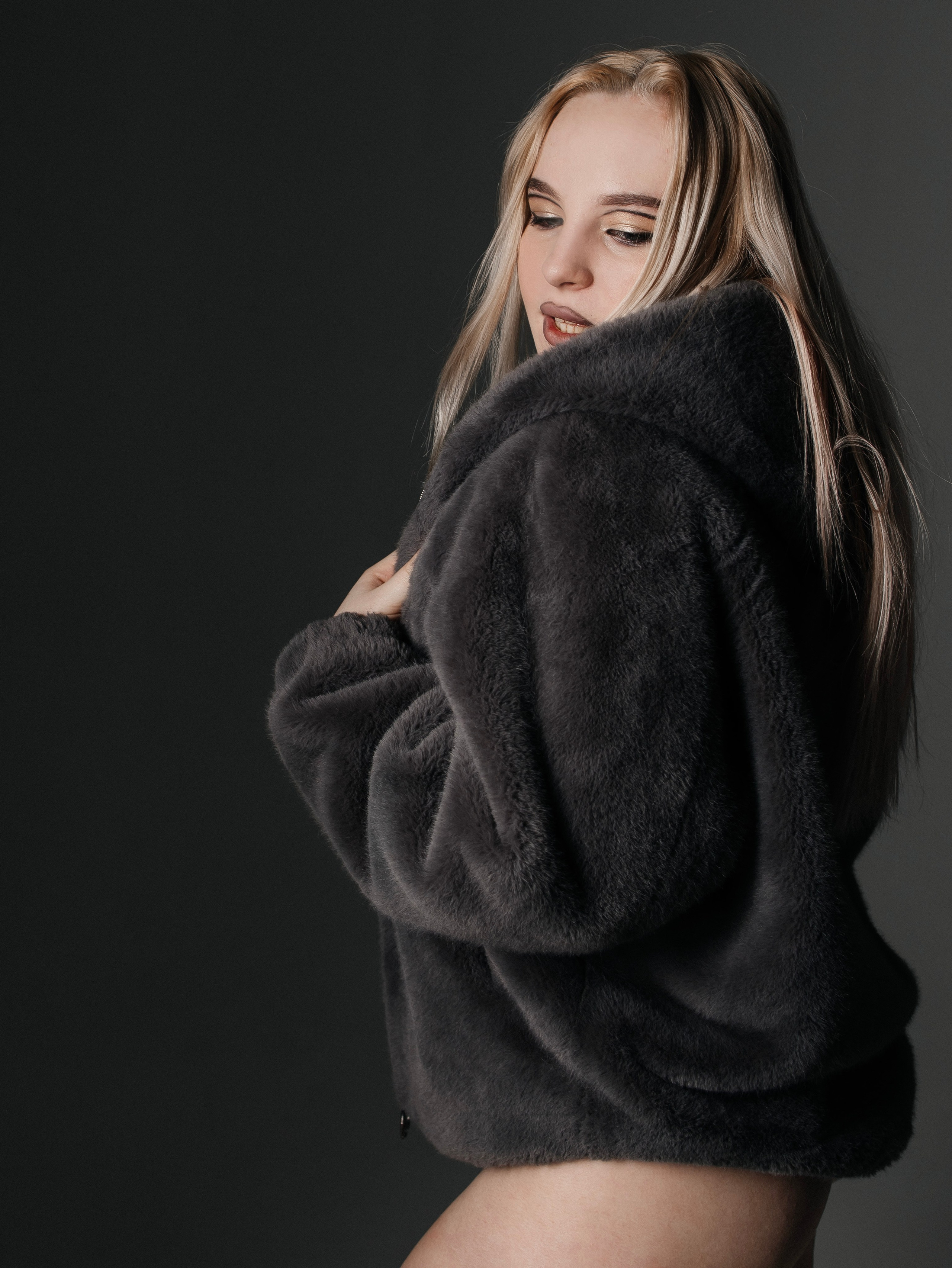 Кира. Главная