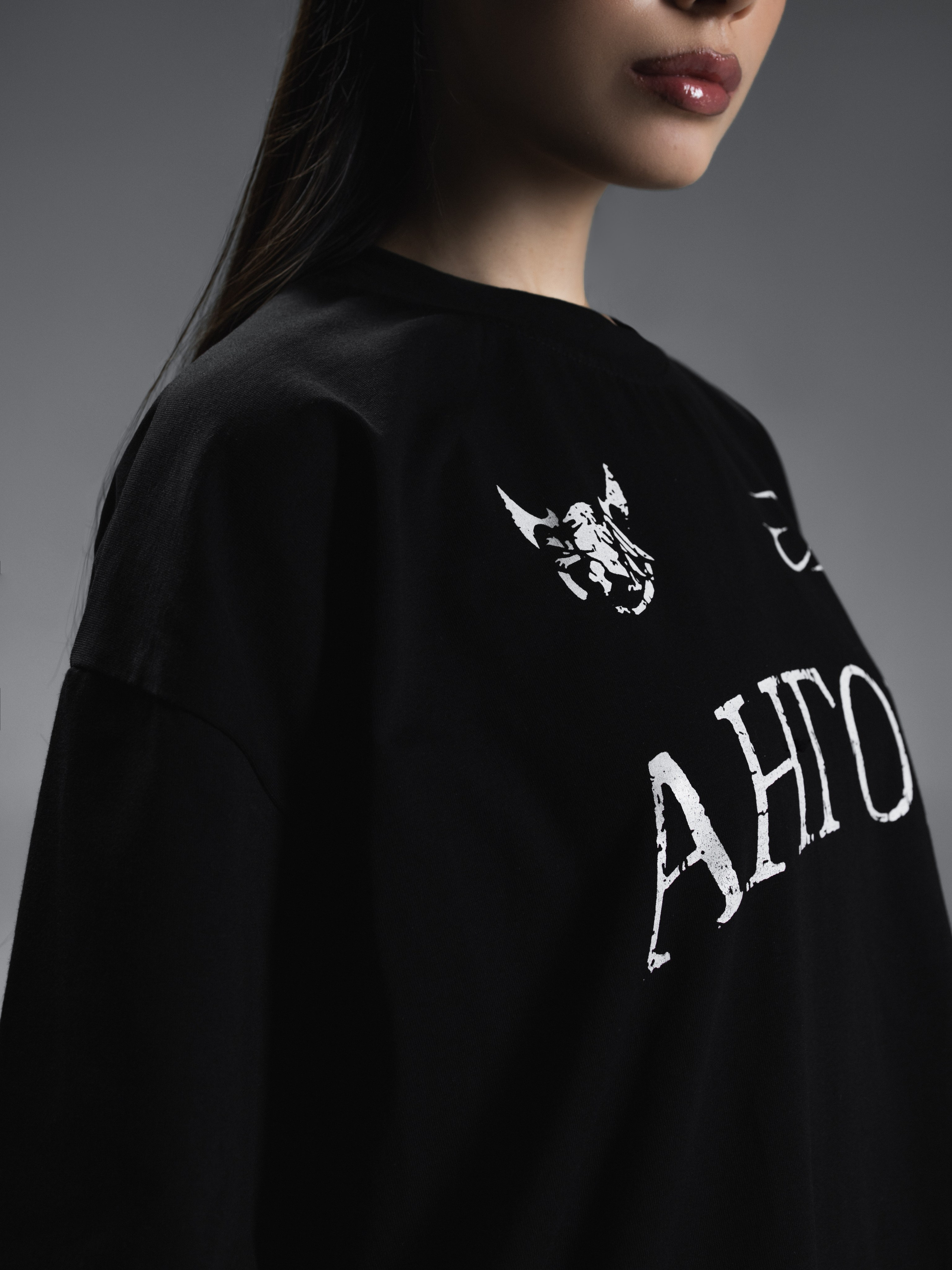 КАТАЛОГ | серый фон. RUNA production — стильные съемки для брендов