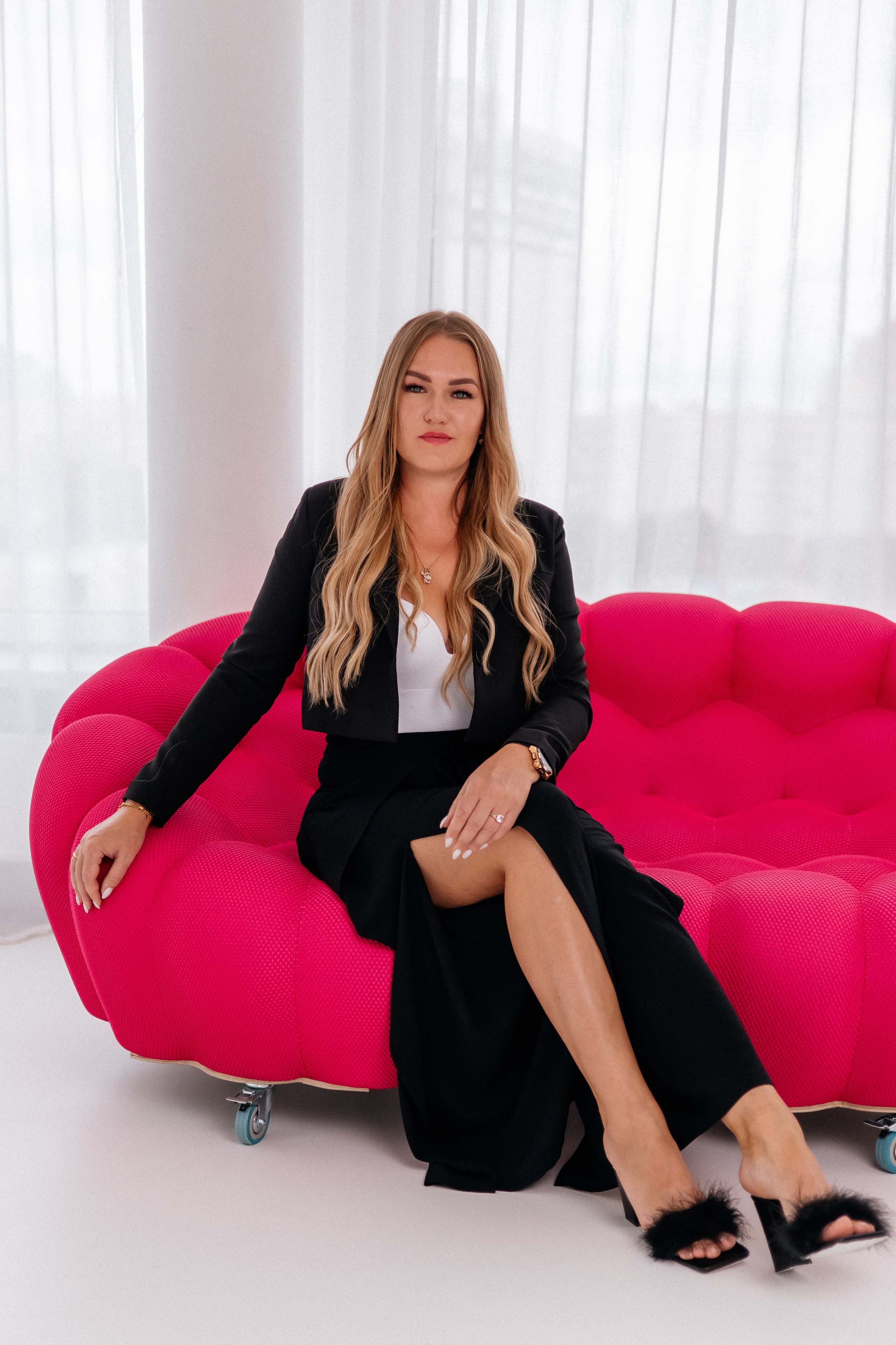 Мастера по наращиванию волос. Светлана Ванцлав — фотограф Минск, Беларусь