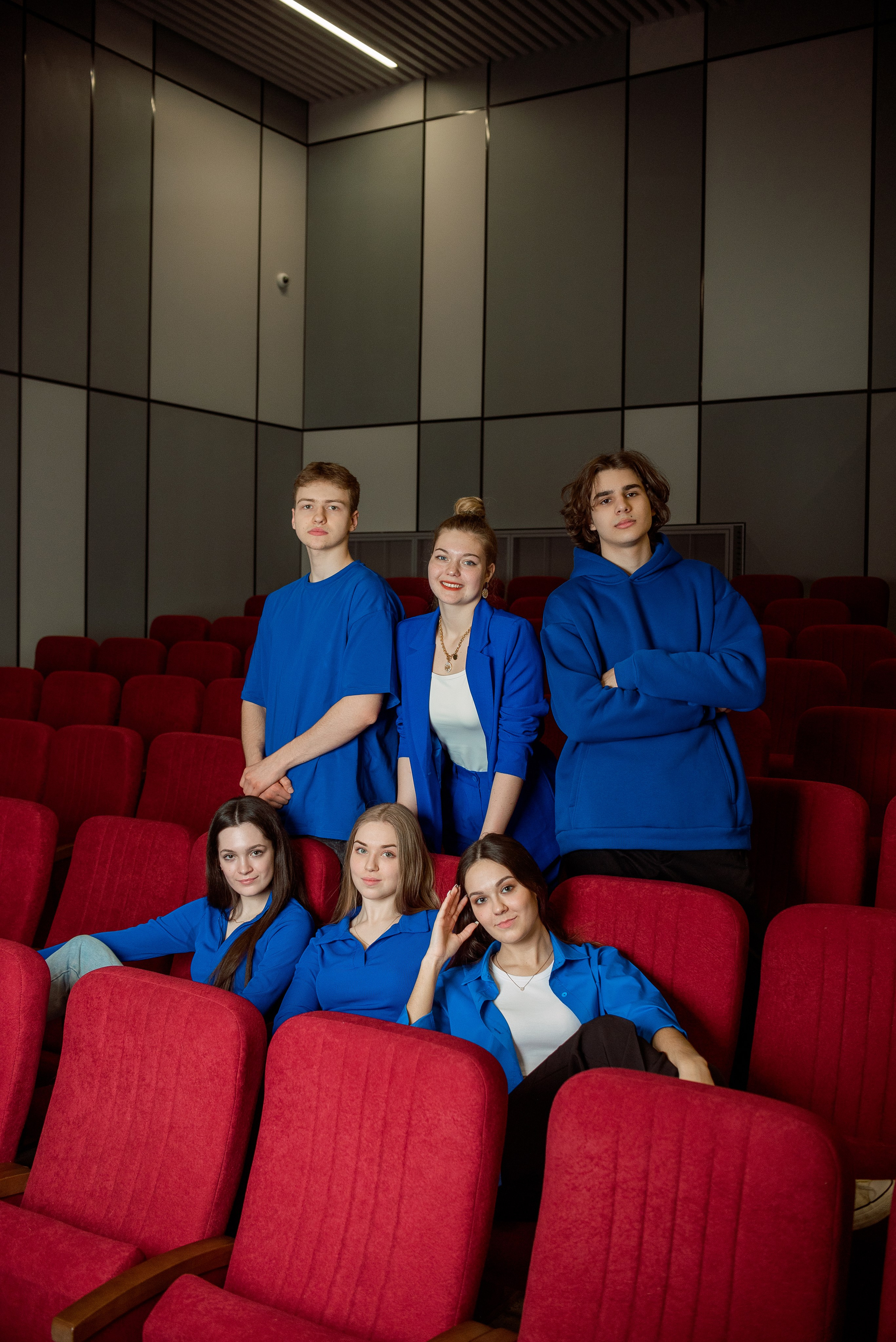 Старшие классы. Выпускные альбома Москва и Московская область