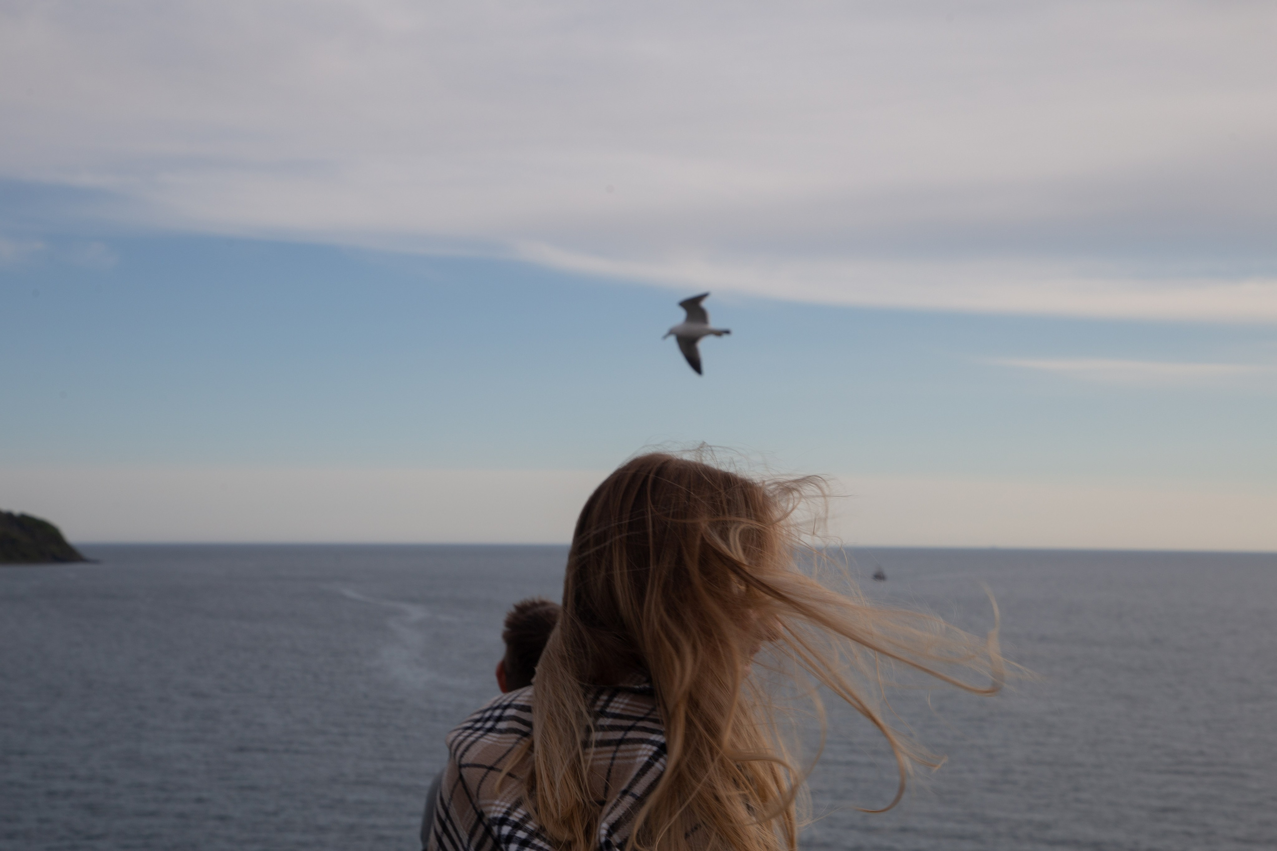 Съемка с Машей и Сашулей на мысе Полосатик. Ирина Чернова — портретный фотограф и маркетолог из Владивостока