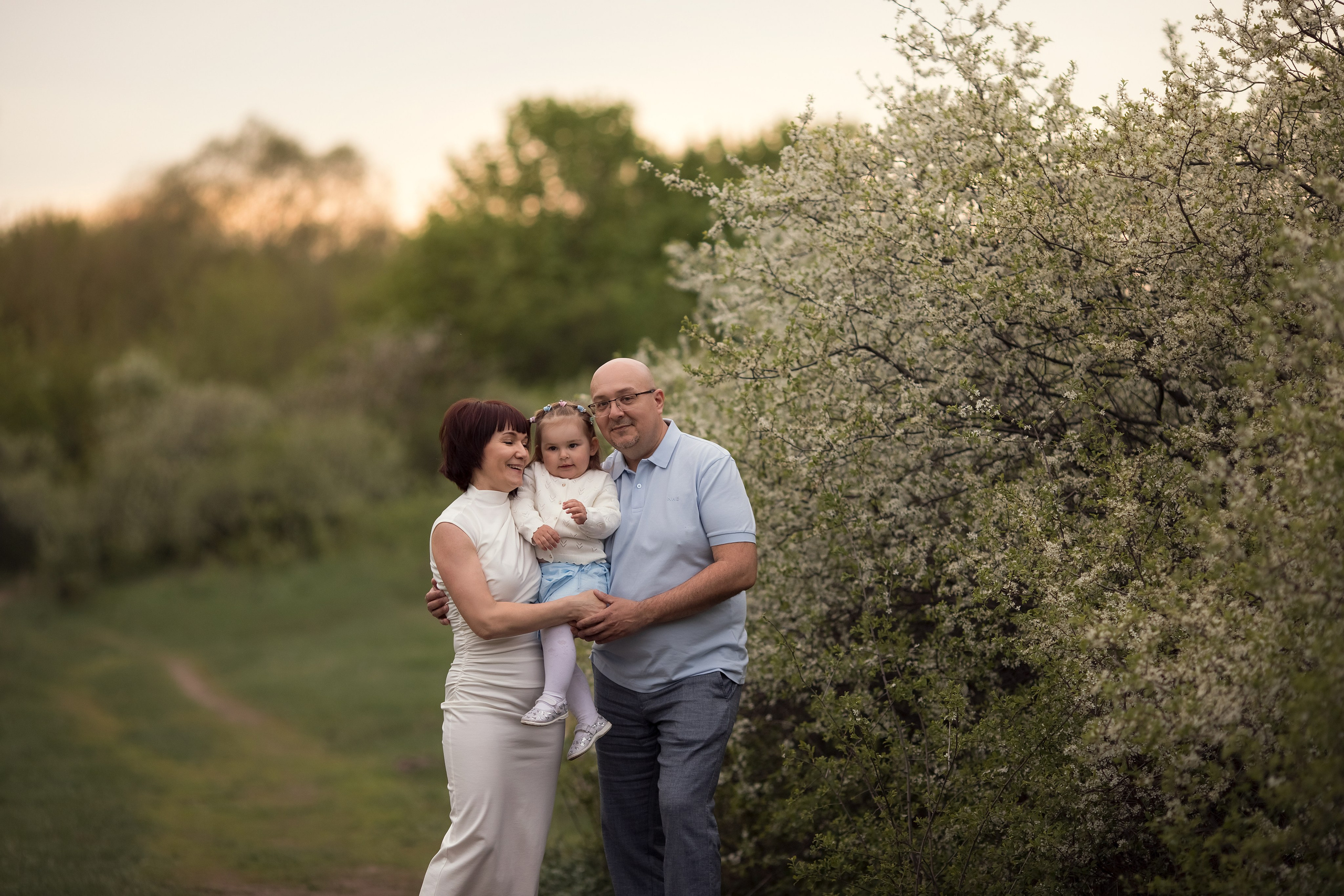 Цветущий апрель. Семейный и детский фотограф в Саратове Полина Коткина