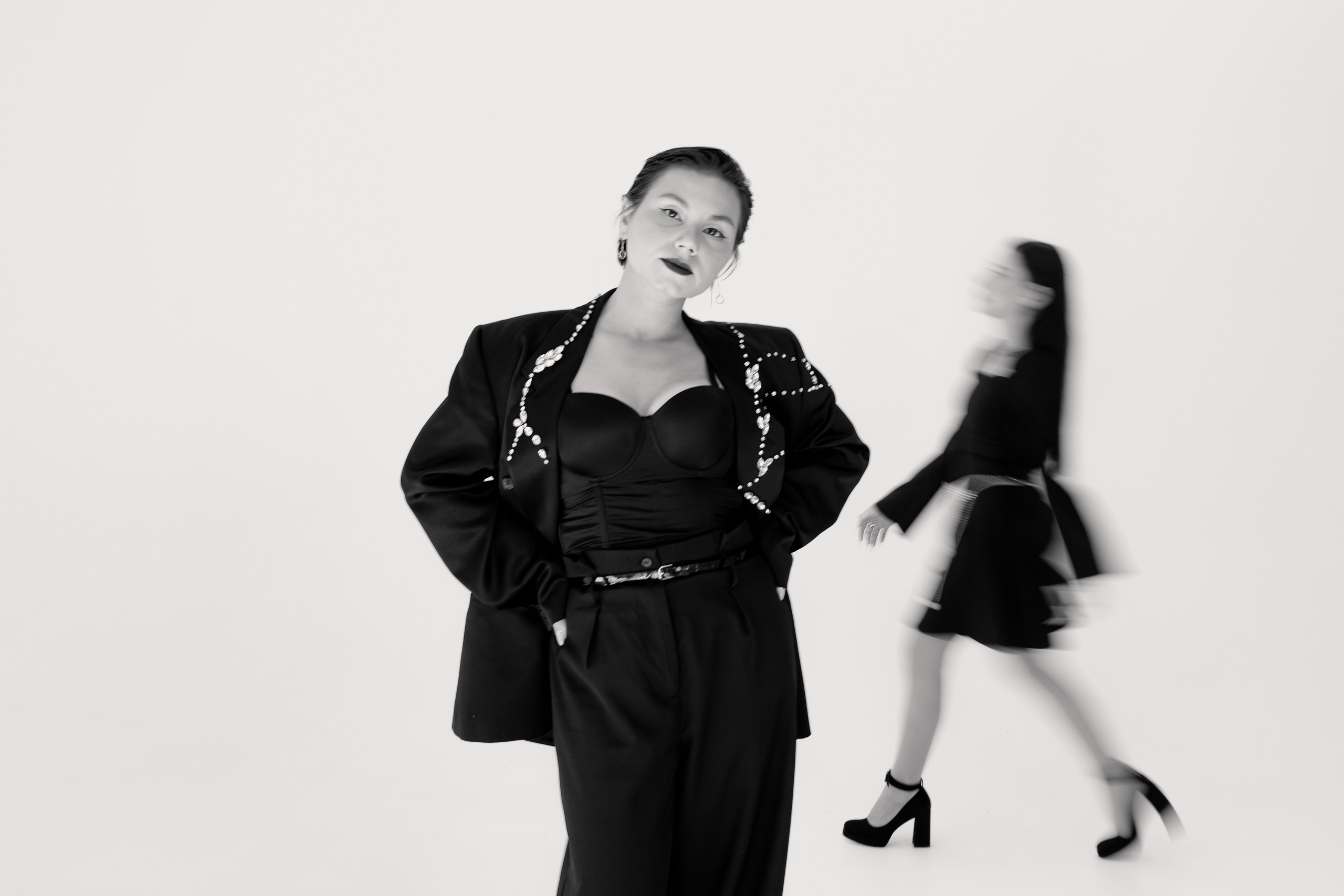 Эля и Лиза. Сёстры. Фотосессия в студии, Екатеринбург. Фотограф в Екатеринбурге Пойгина Елена