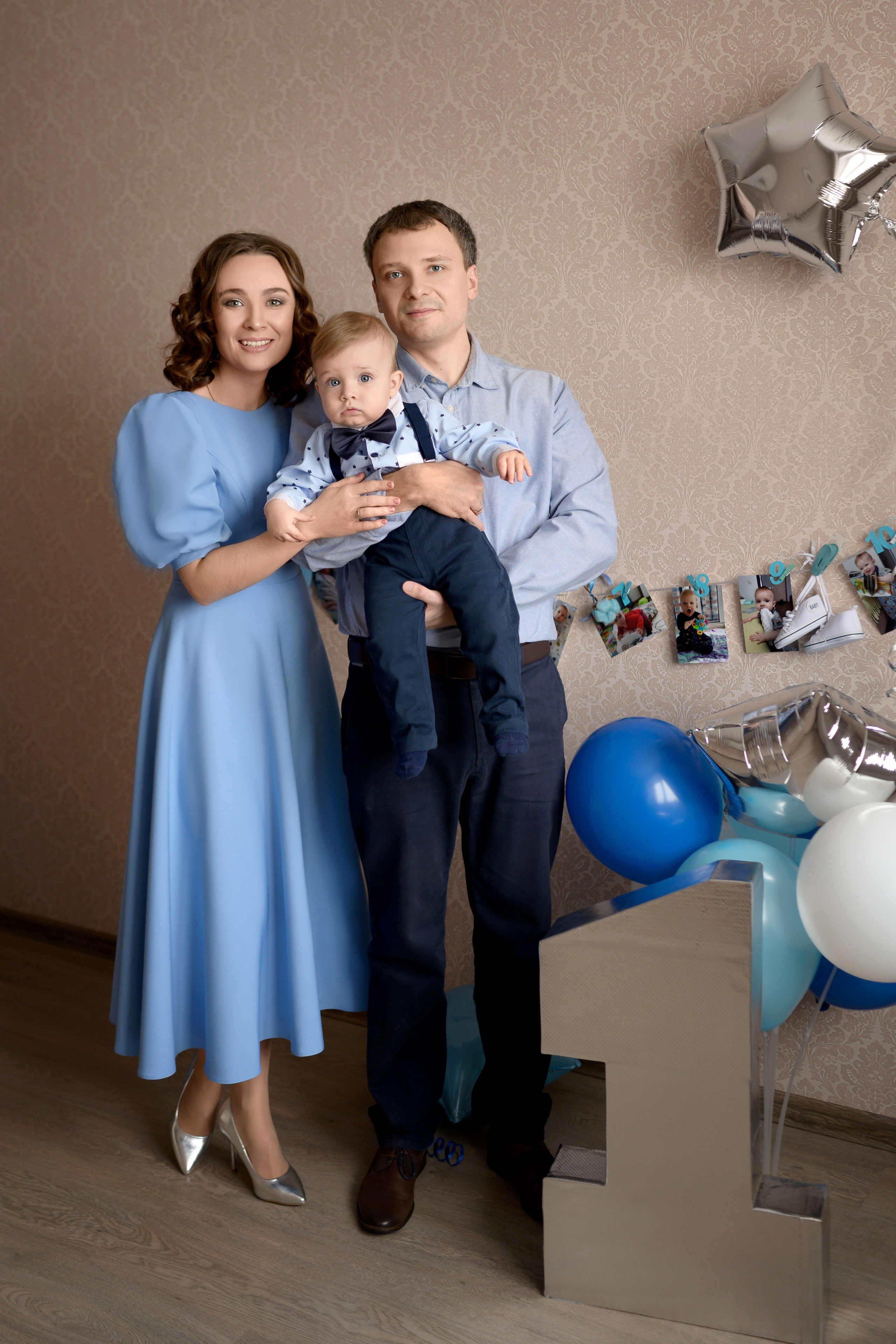 семейный портрет с ребёнком, семейная фотосессия красноярск