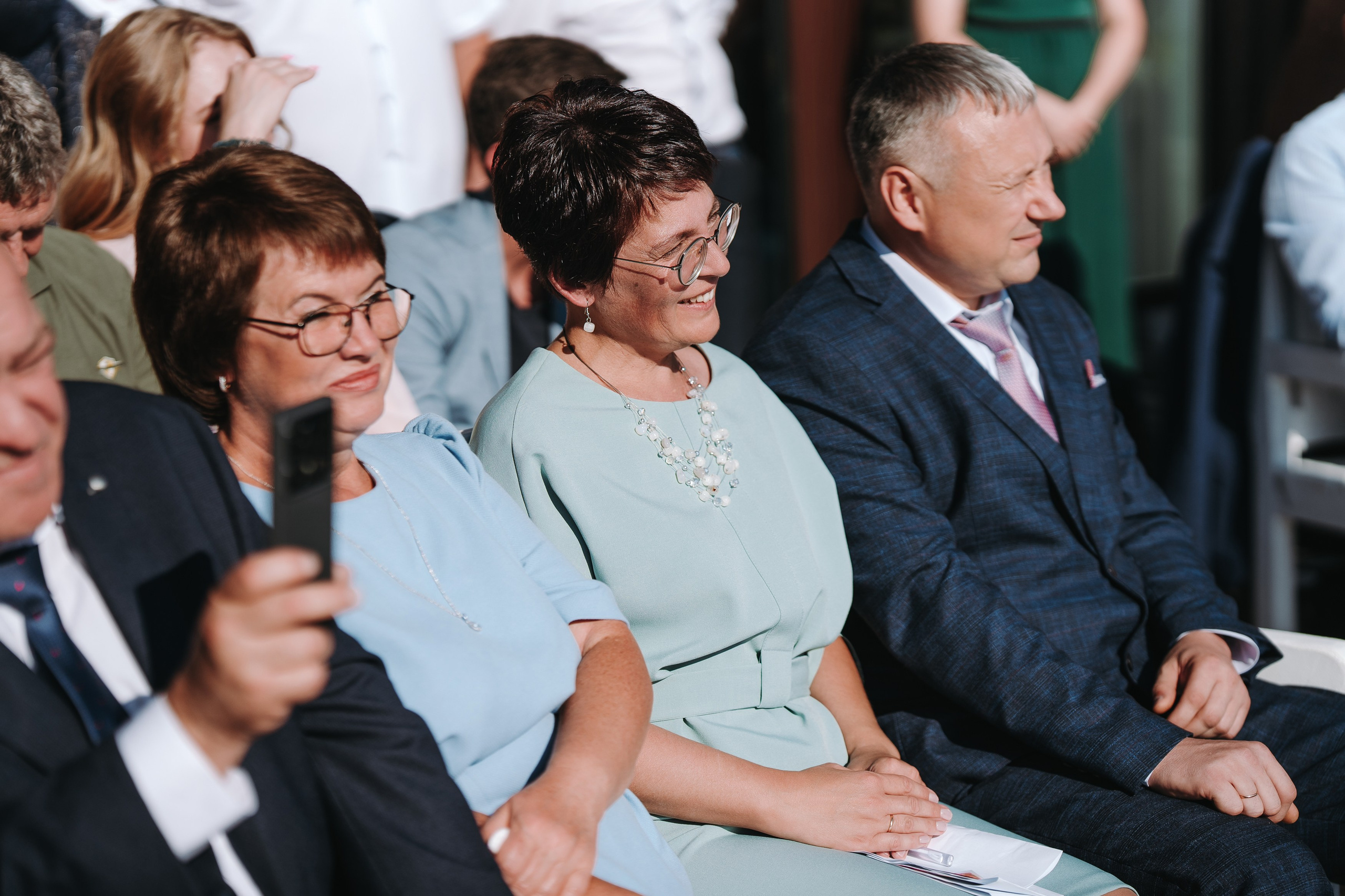 БАНКЕТНЫЙ ЗАЛ ТОРТУГА, ВЕДУЩИЙ АНДРЕЙ ОГНЕВ