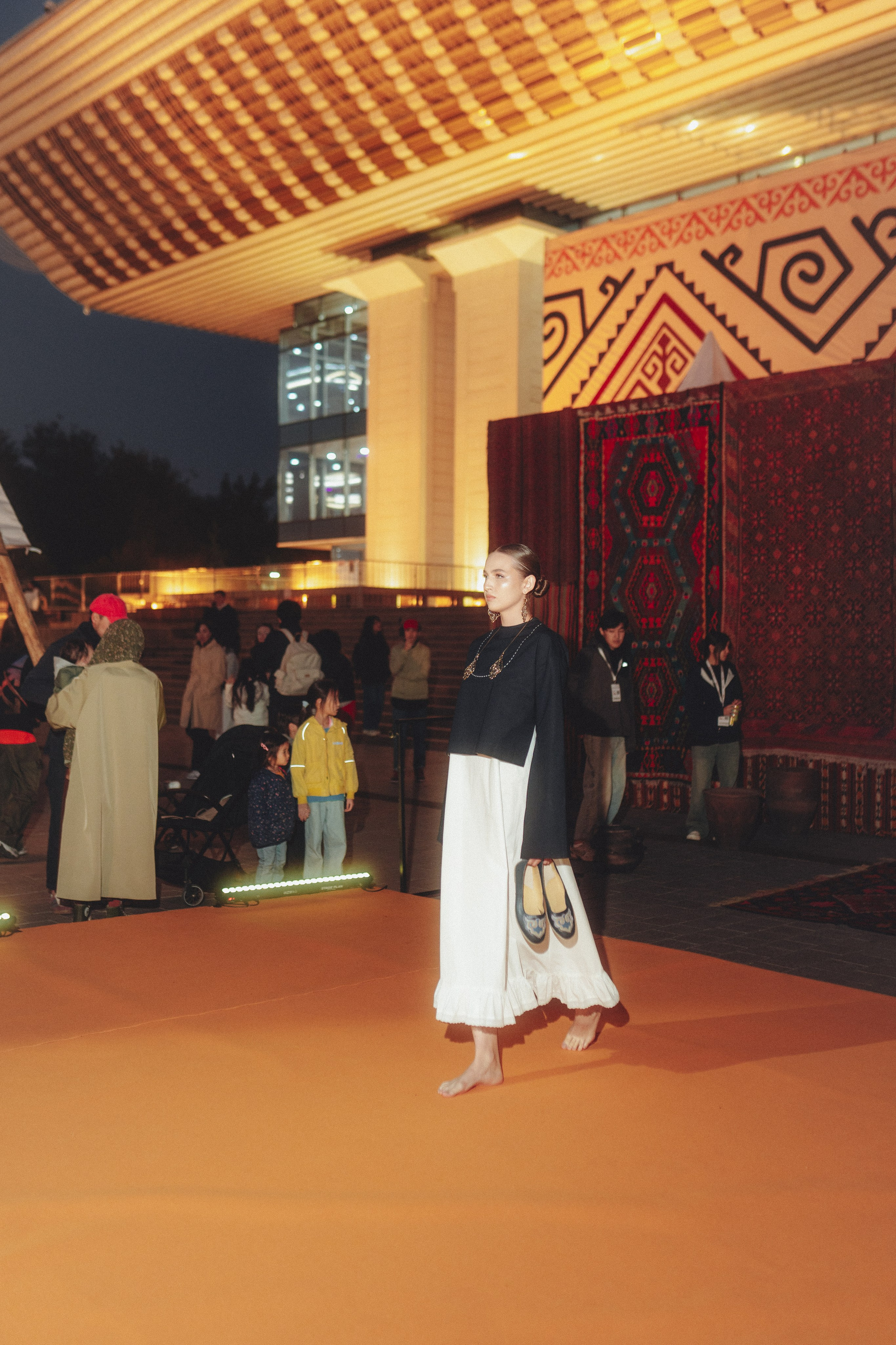 ETHNIC FASHION SHOWS / THE PODIUM