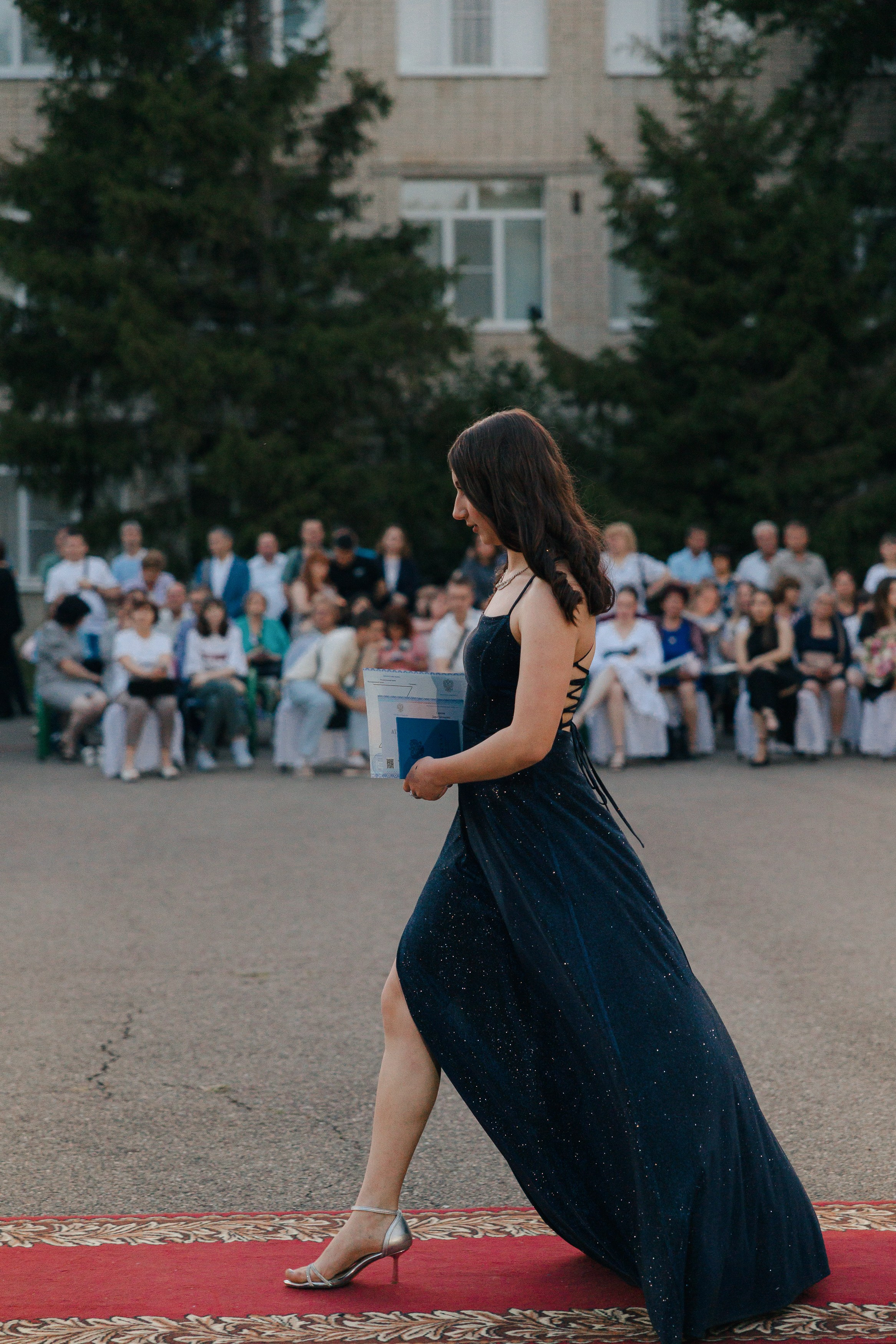 Вручение аттестатов. Свадебный фотограф Роман Еремеев