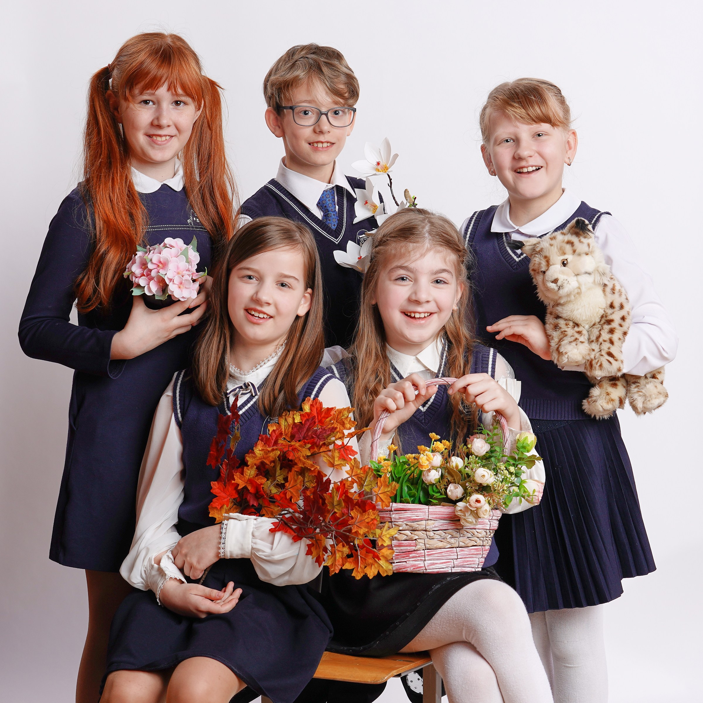 Одноклассники. Школьная фотография в Санкт-Петербурге, выпускные альбомы, фотосессии