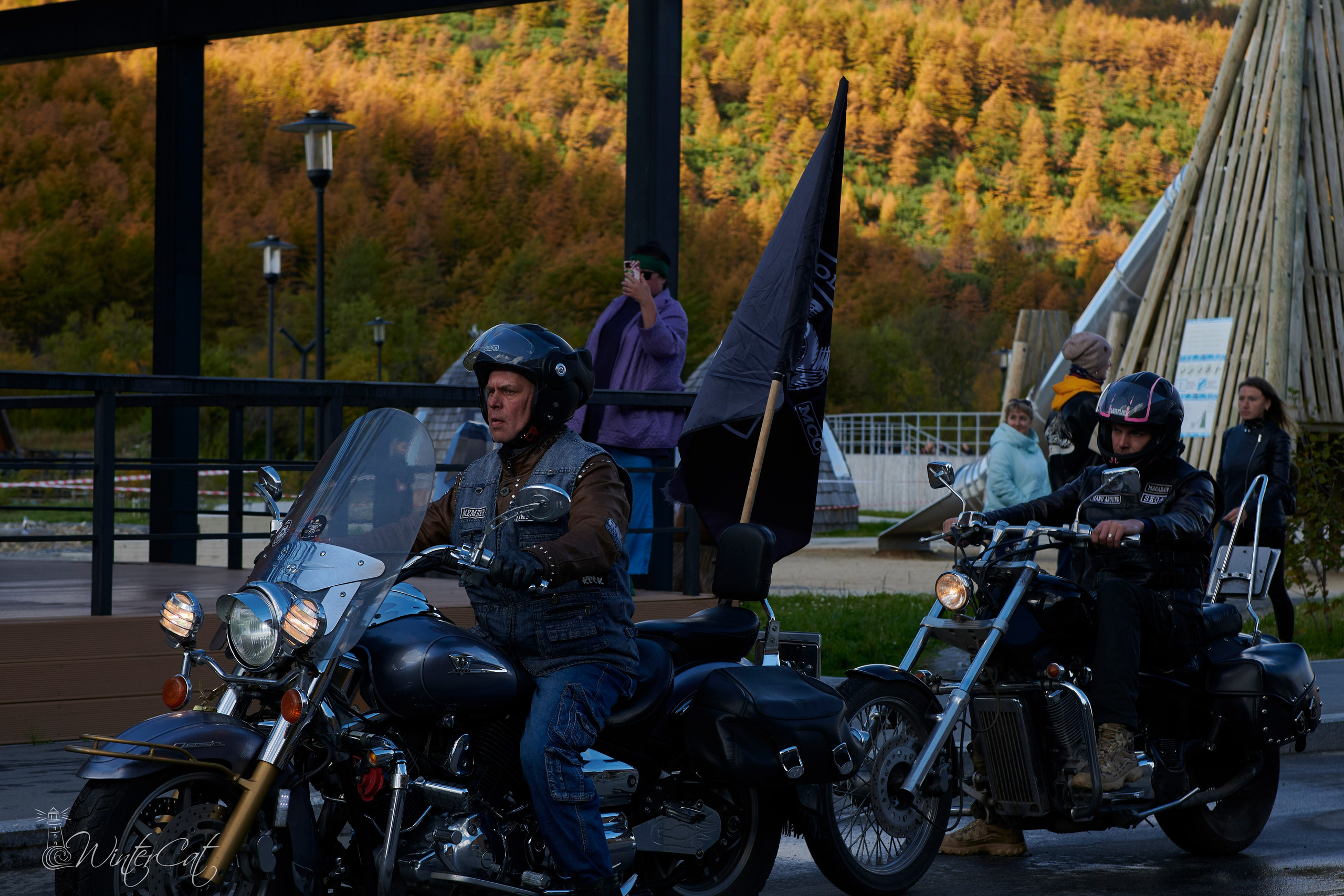 Закрытие мотосезона 2025 Полярные Совы. Портретный и репортажный фотограф в Магадане Андрей Нефедов WinterCatPhoto