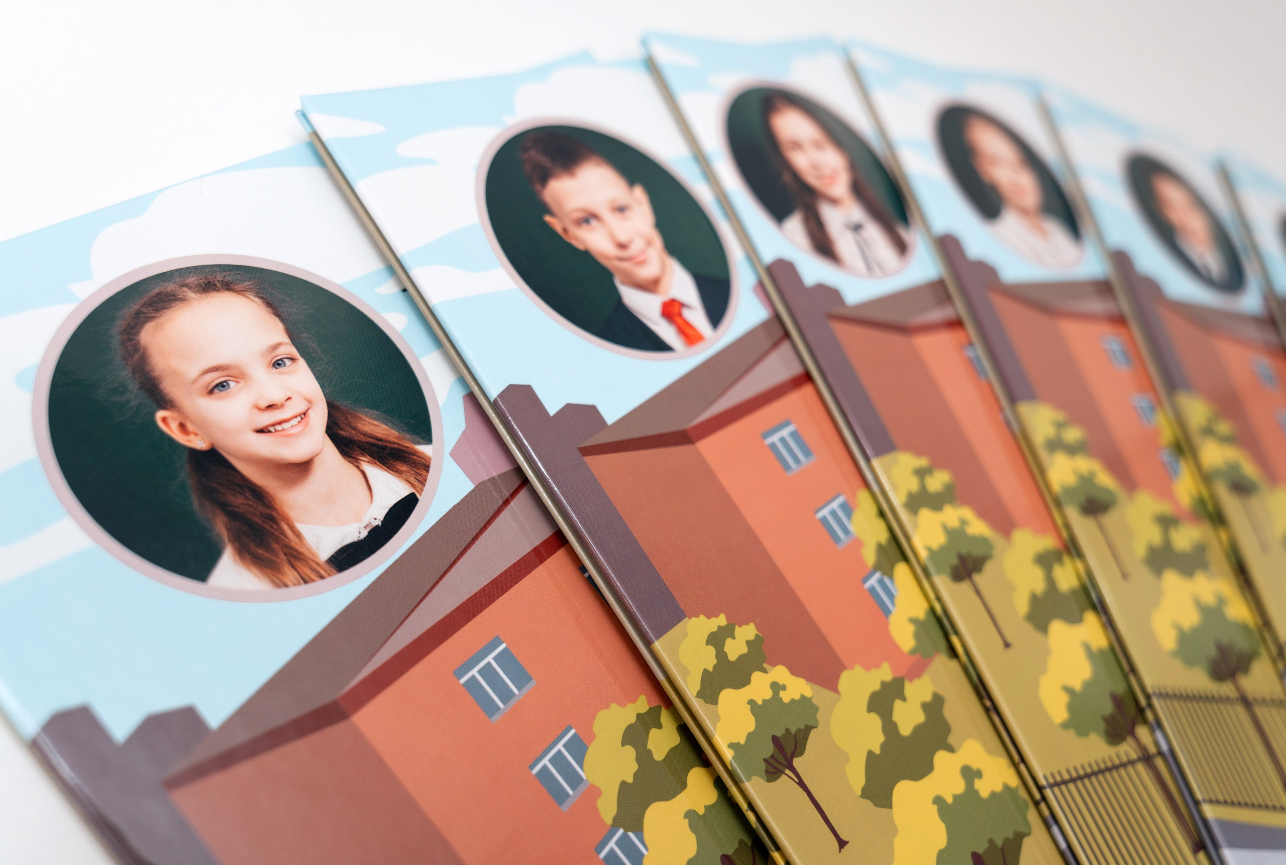 Альбомы в начальной школе. Детские выпускные альбомы в Красноярске