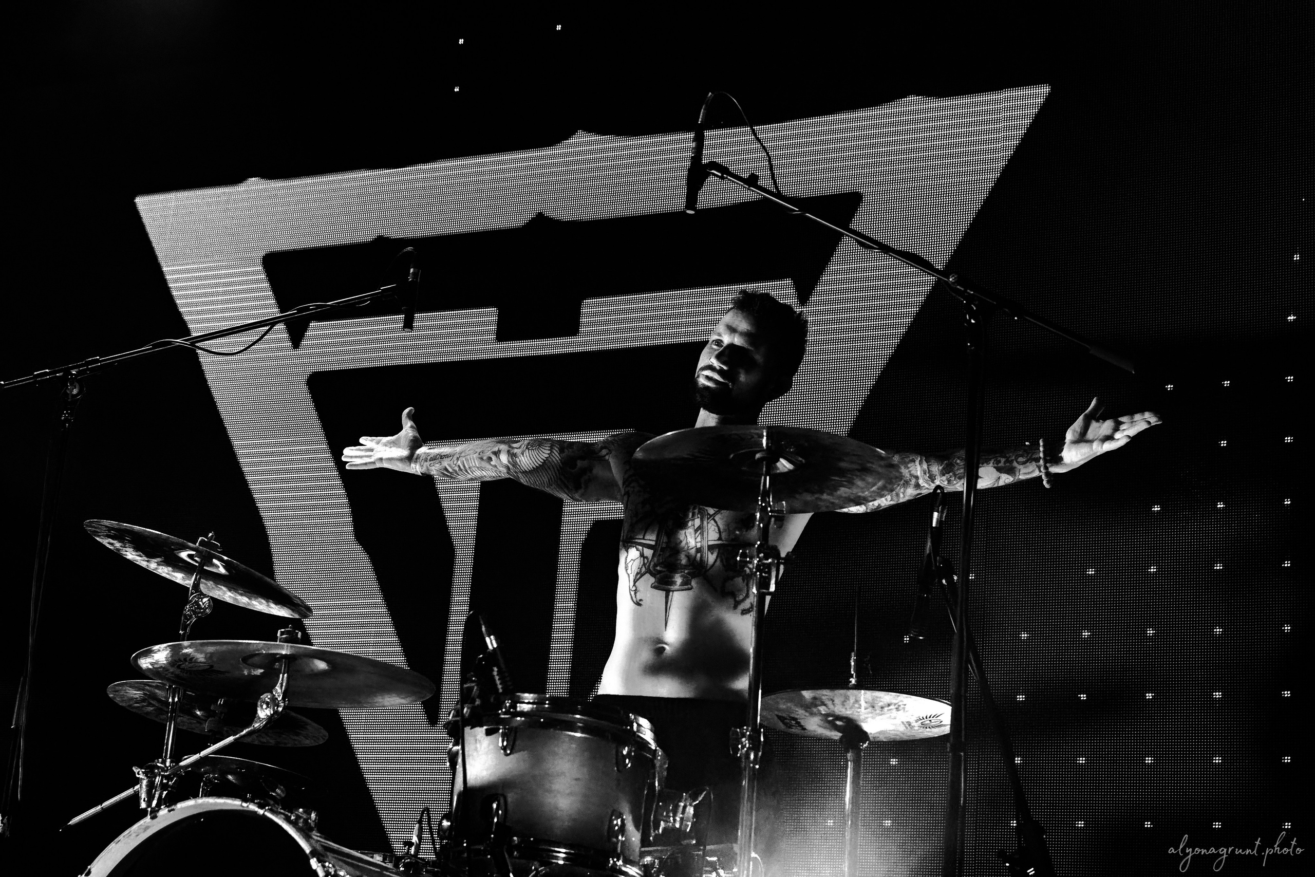 Таймсквер, фоторепортаж, СПБ, Космонавт, 14.11.2025. Алена Адрианова: фотограф в Санкт-Петербурге