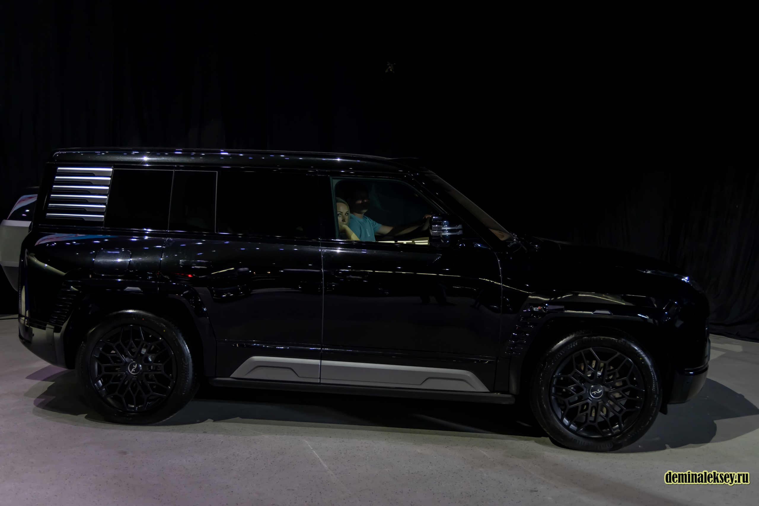 Chinese Motor Show 2024. Репортажный, семейный и студийный фотограф в Москве Демин Алексей